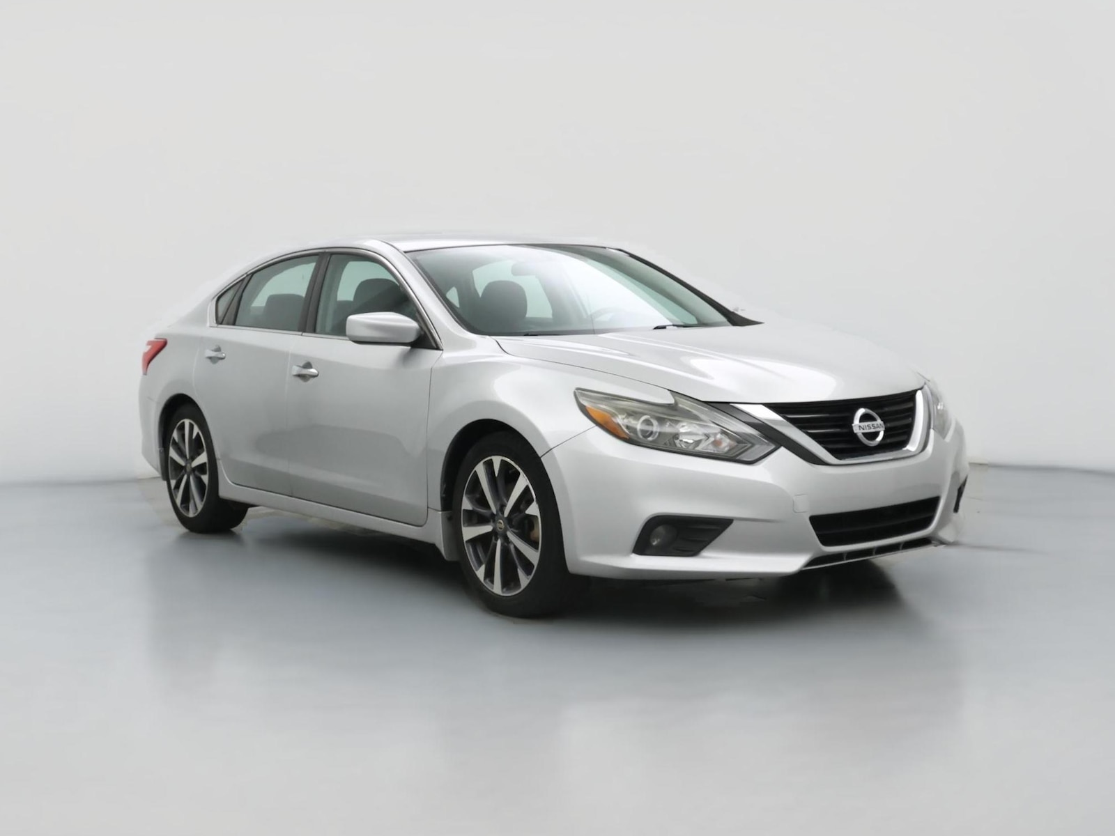 2016 Nissan Altima SR