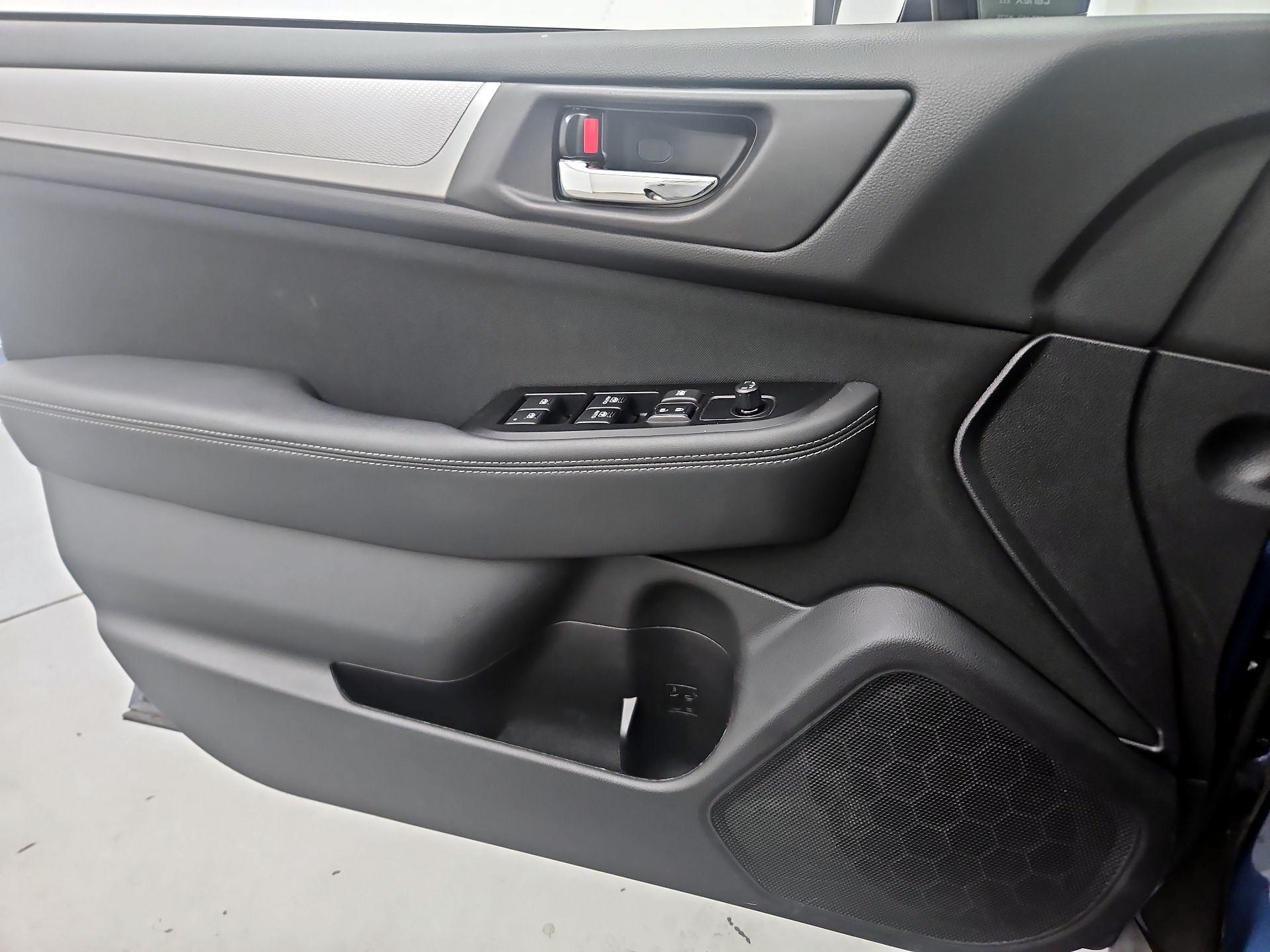 Thumbnail: 2019 Subaru Outback - 12