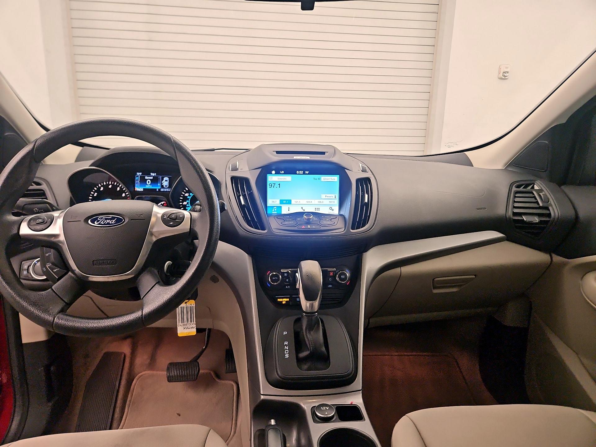 Thumbnail: 2016 Ford Escape - 9