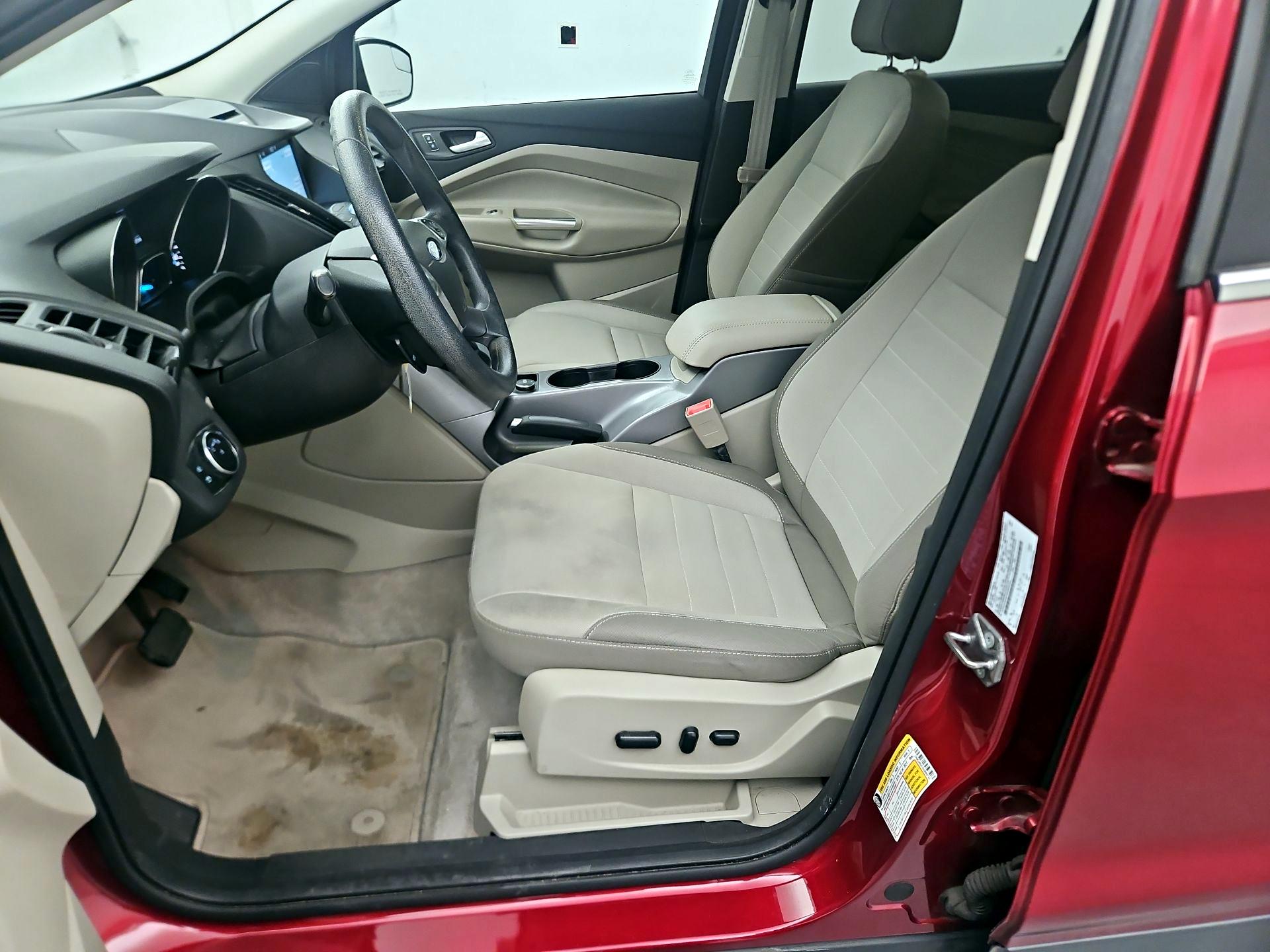 Thumbnail: 2016 Ford Escape - 11