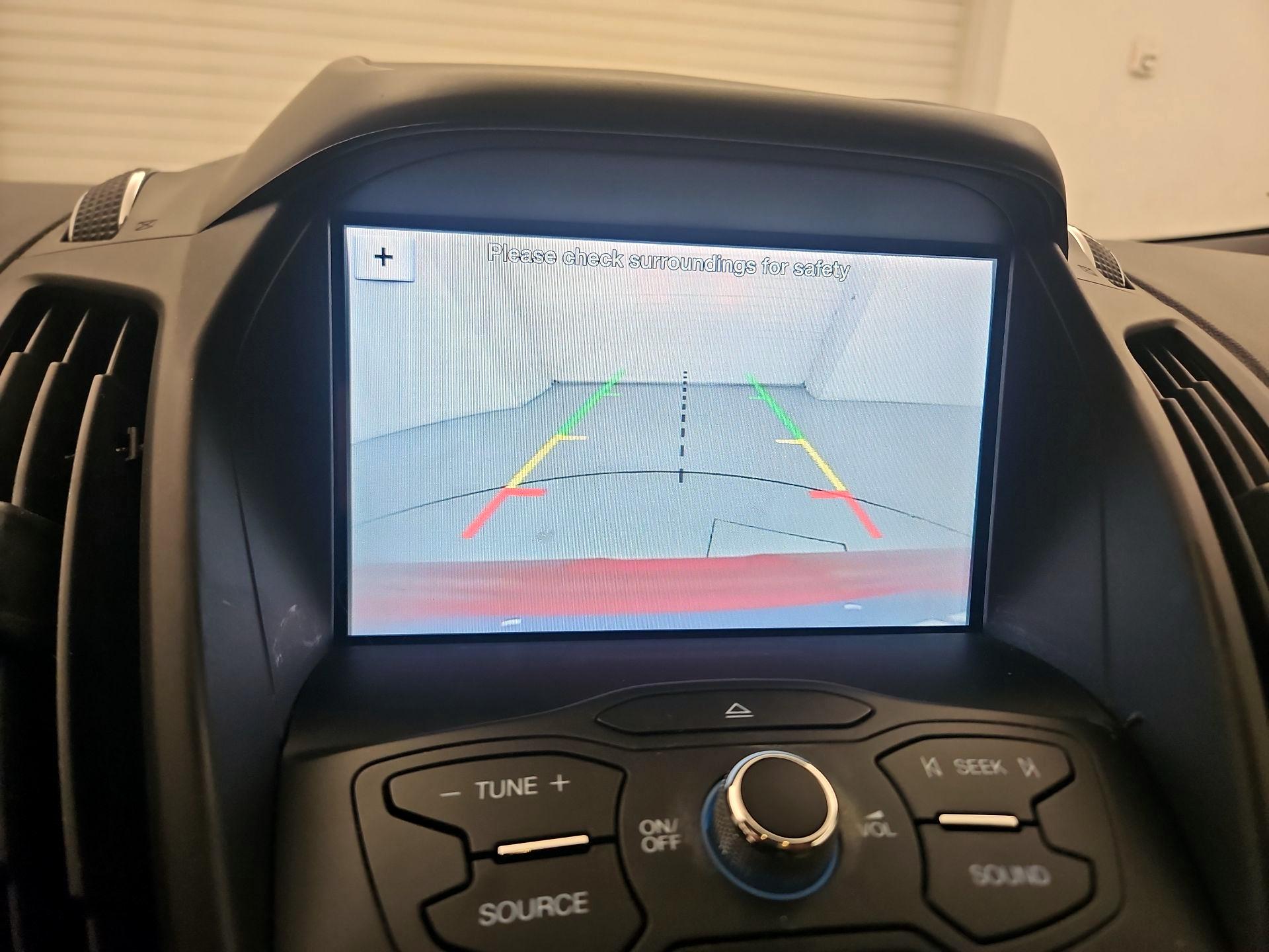 Thumbnail: 2016 Ford Escape - 14