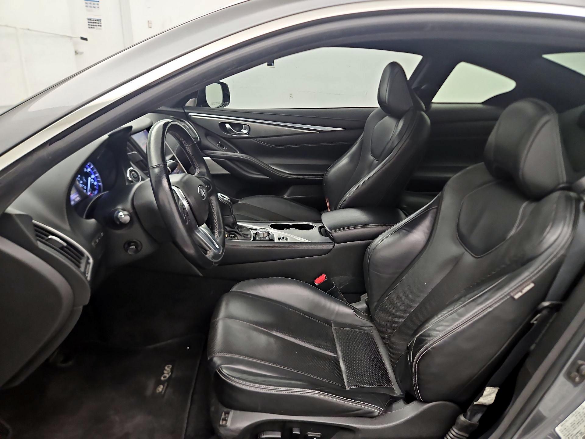 Thumbnail: 2017 INFINITI Q60 - 11