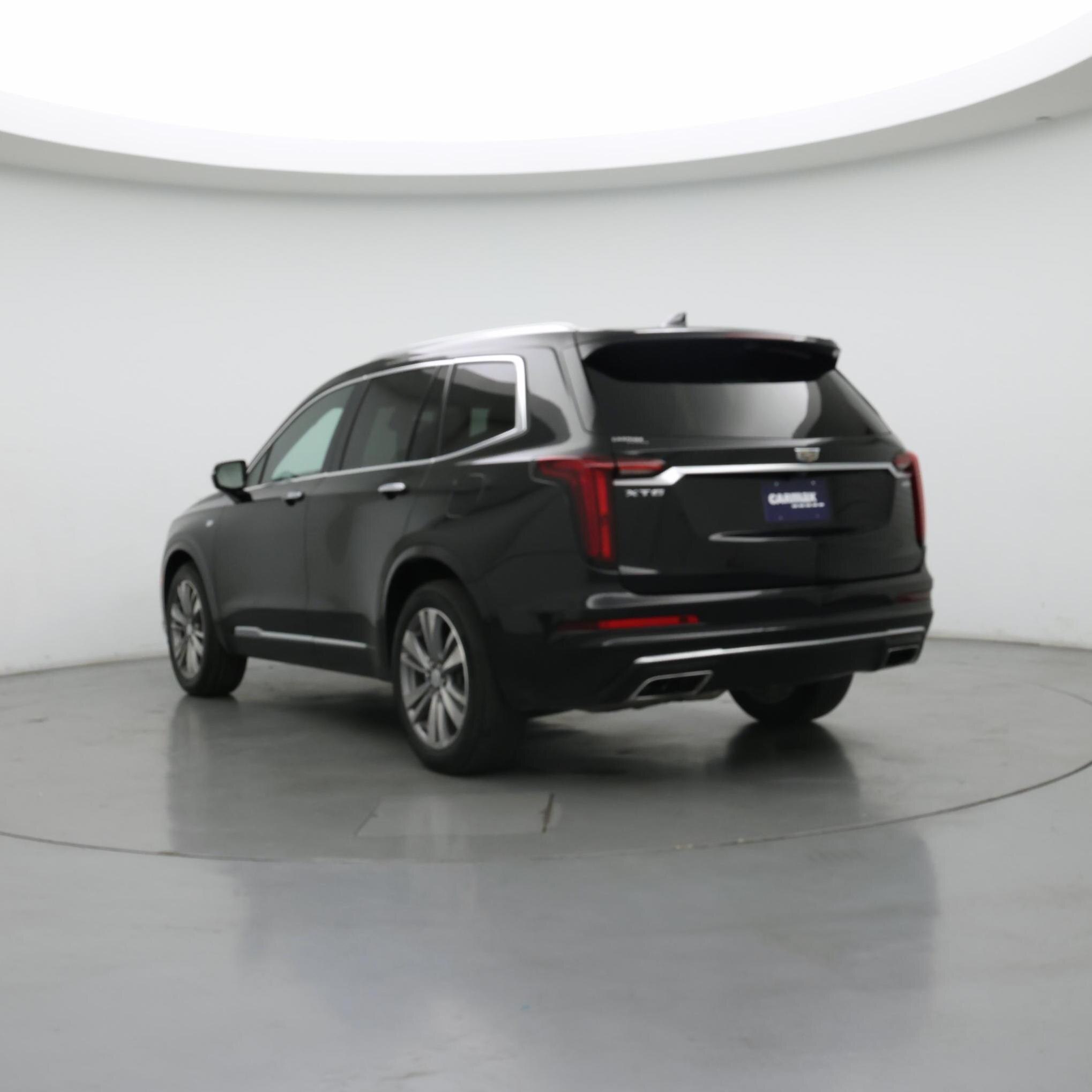 Thumbnail: 2022 Cadillac XT6 - 2