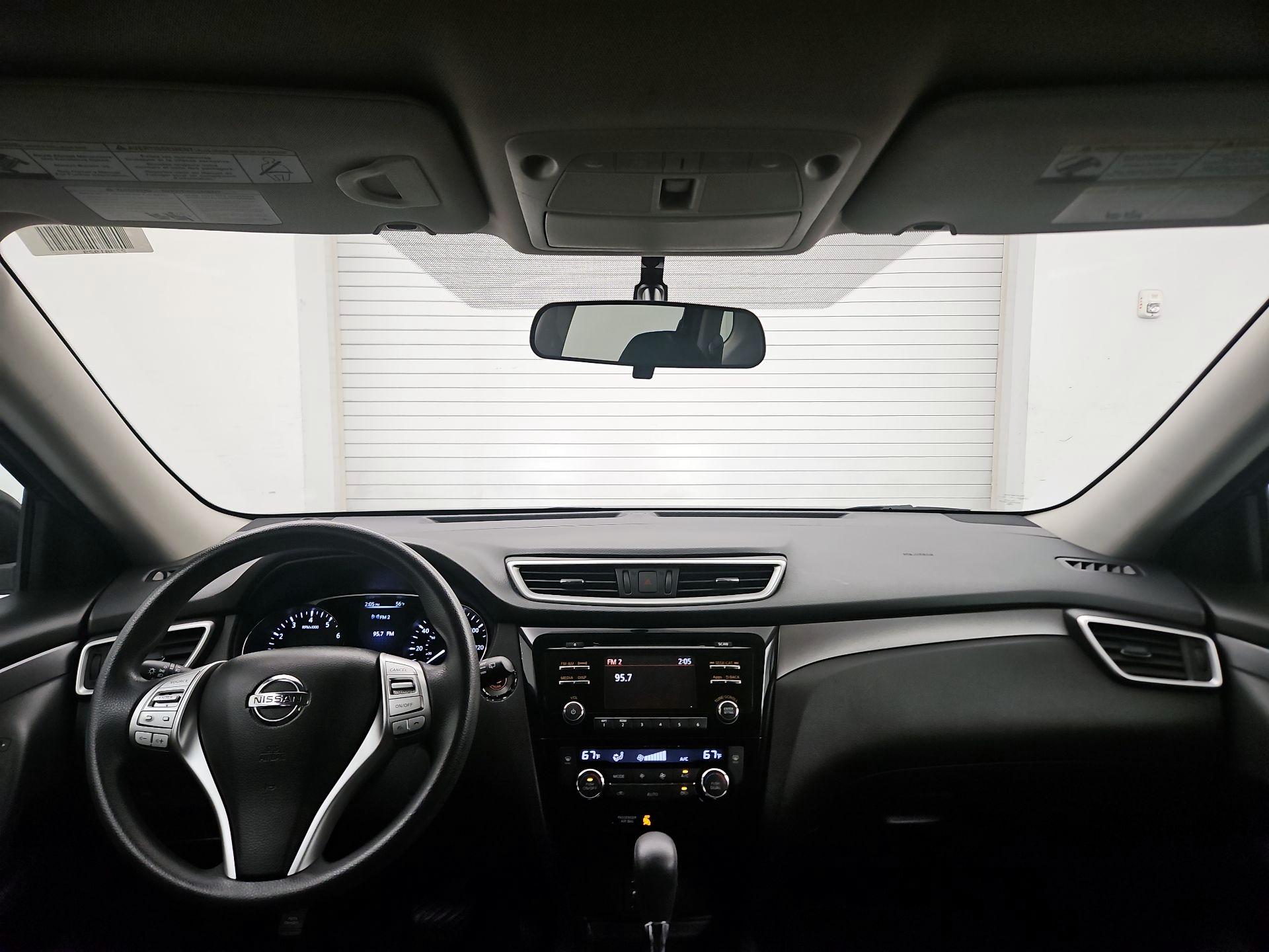 Thumbnail: 2016 Nissan Rogue - 9