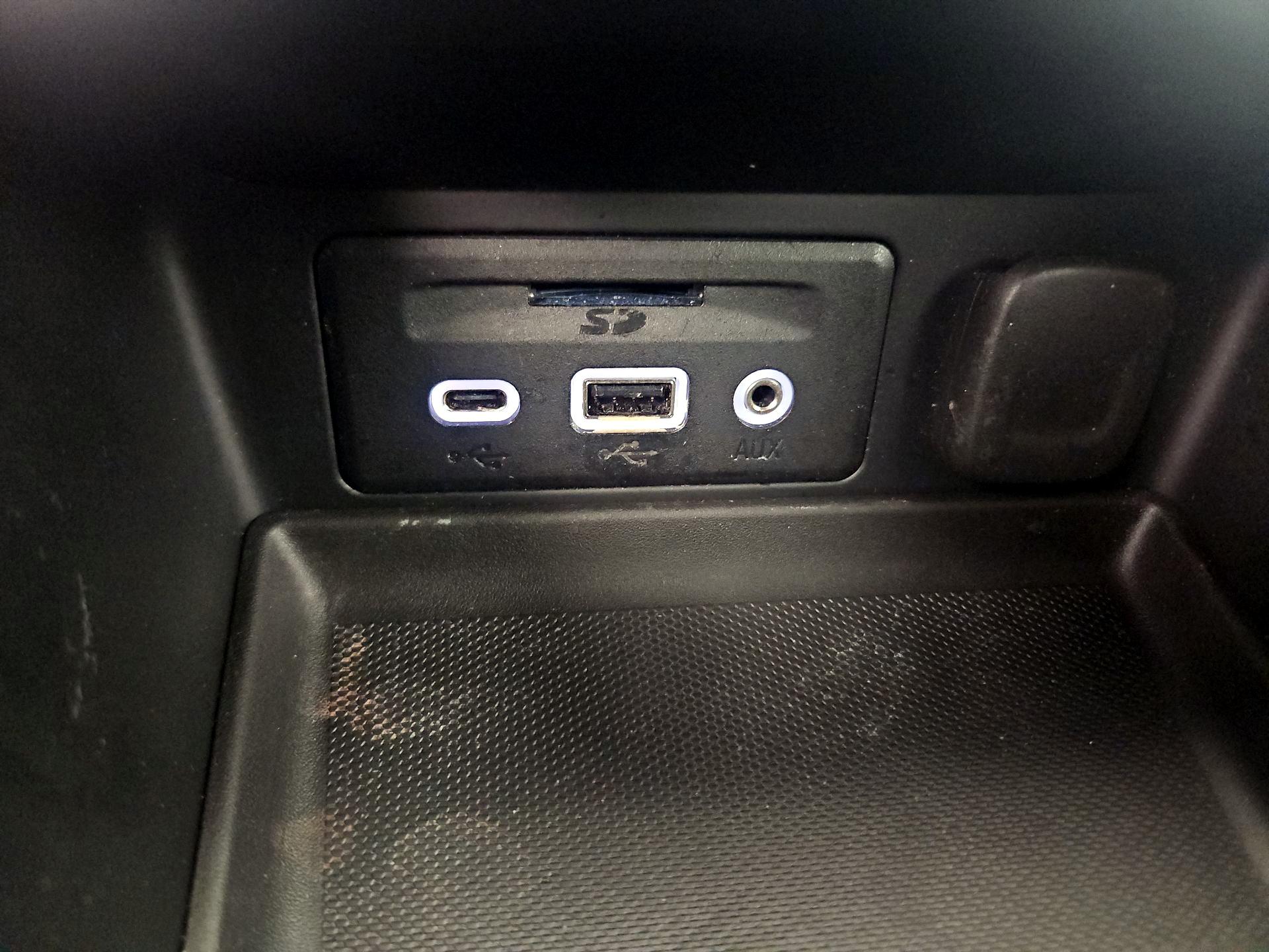 Thumbnail: 2021 GMC Terrain - 18