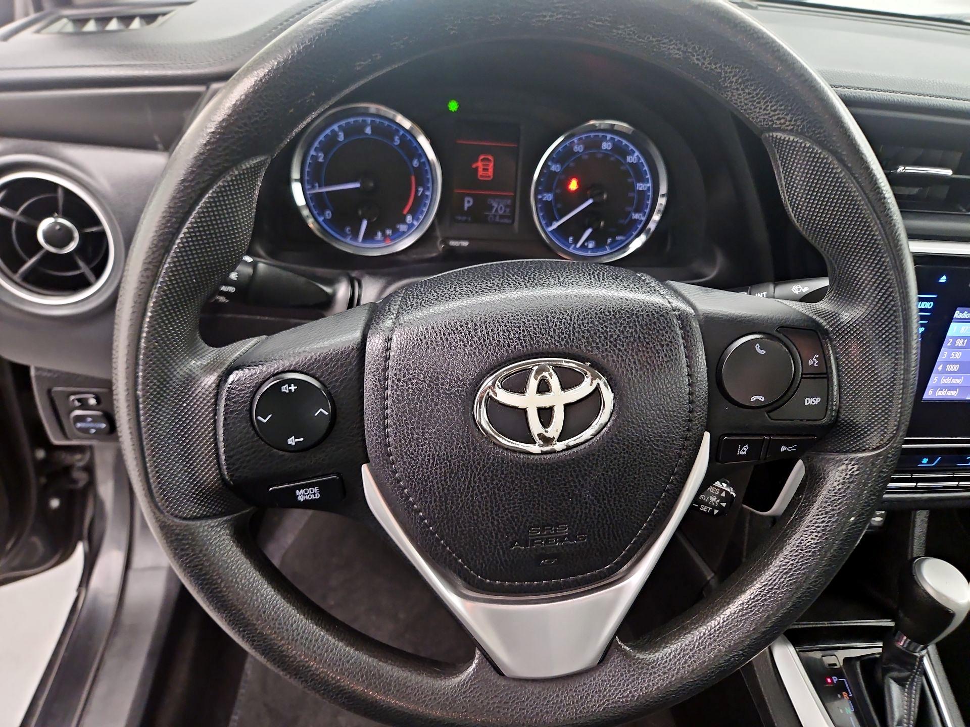 Thumbnail: 2017 Toyota Corolla - 10