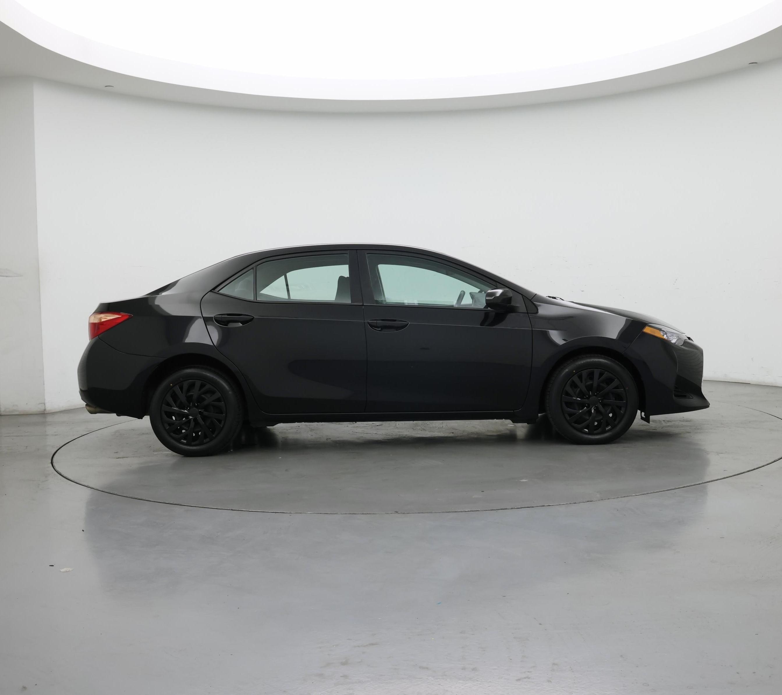 Thumbnail: 2017 Toyota Corolla - 7