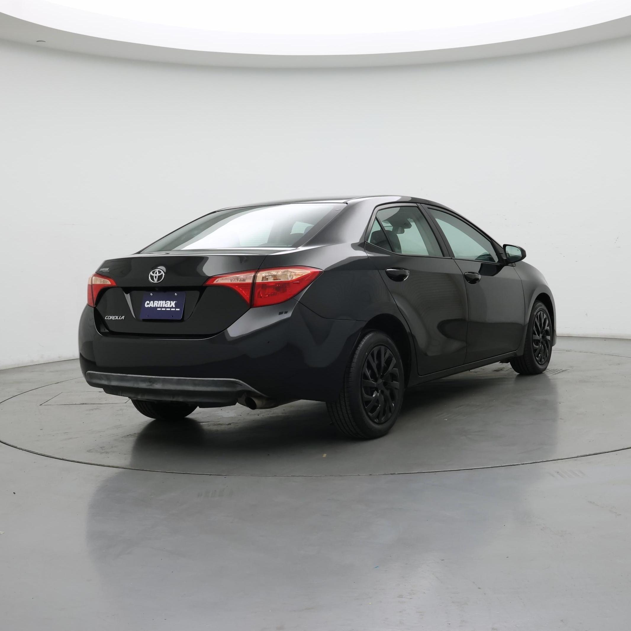 Thumbnail: 2017 Toyota Corolla - 8