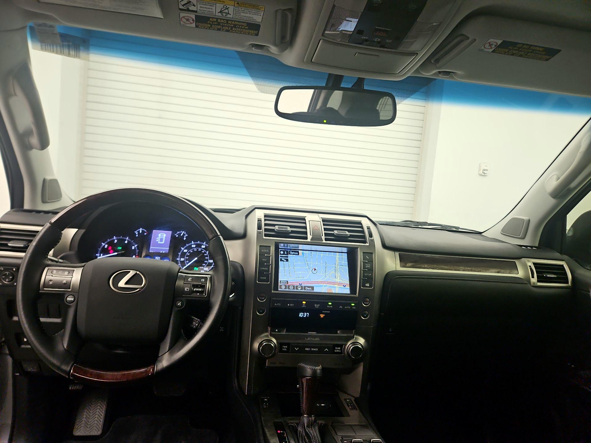 Thumbnail: 2019 Lexus GX - 9