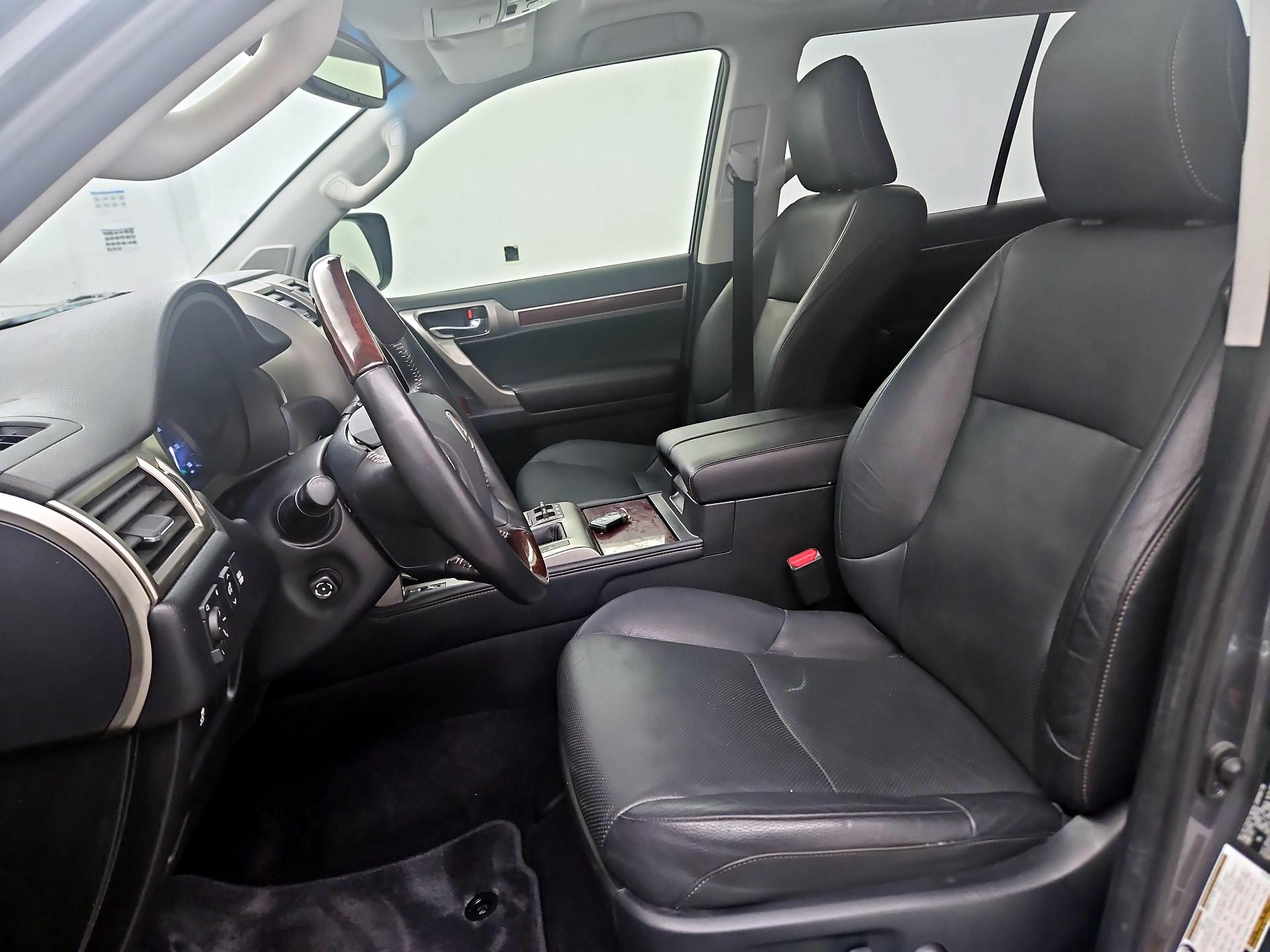 Thumbnail: 2019 Lexus GX - 11