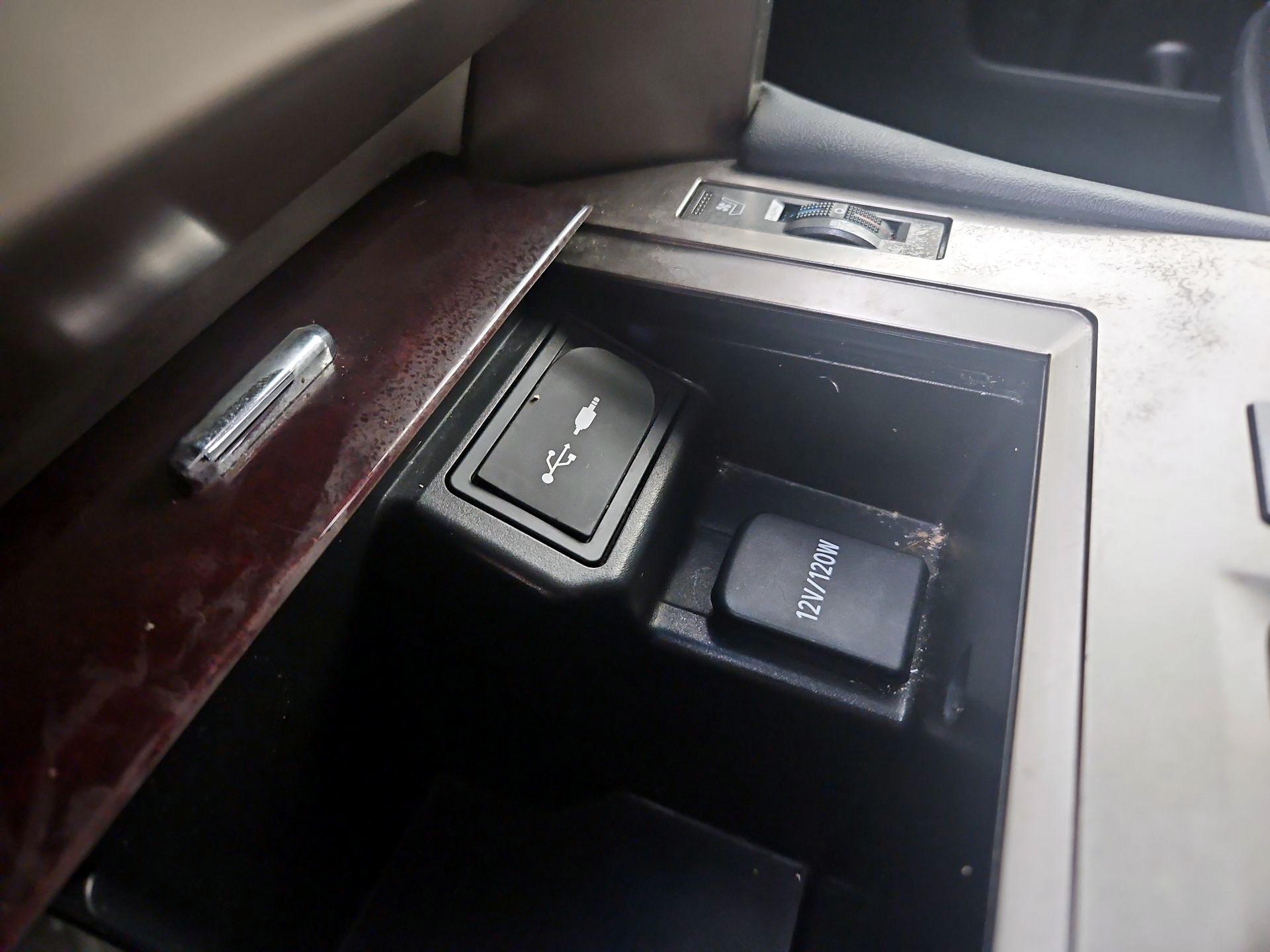 Thumbnail: 2019 Lexus GX - 17