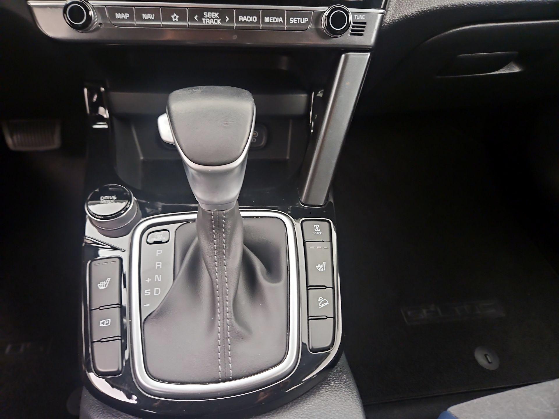 Thumbnail: 2024 Kia Seltos - 17