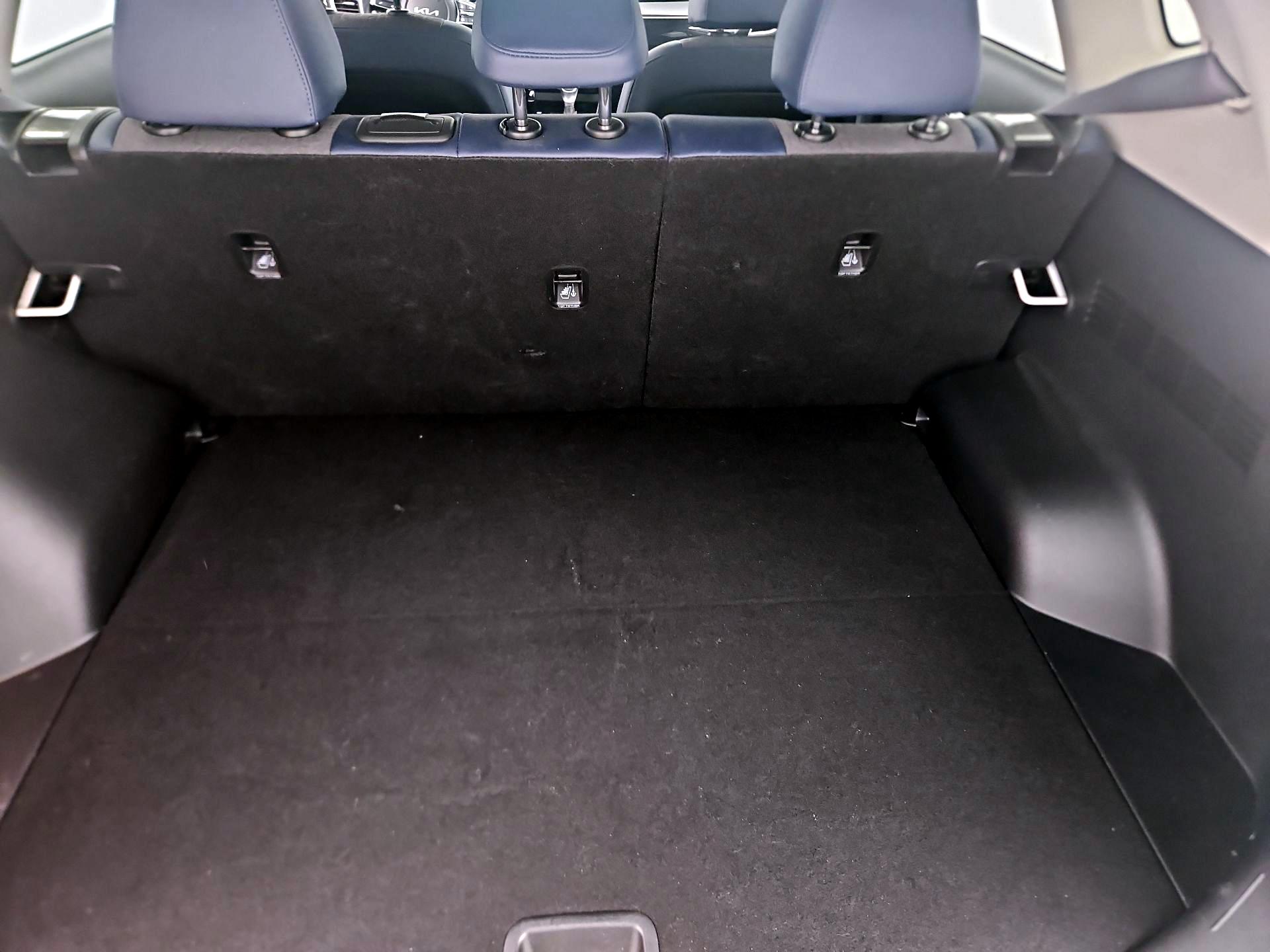 Thumbnail: 2024 Kia Seltos - 19