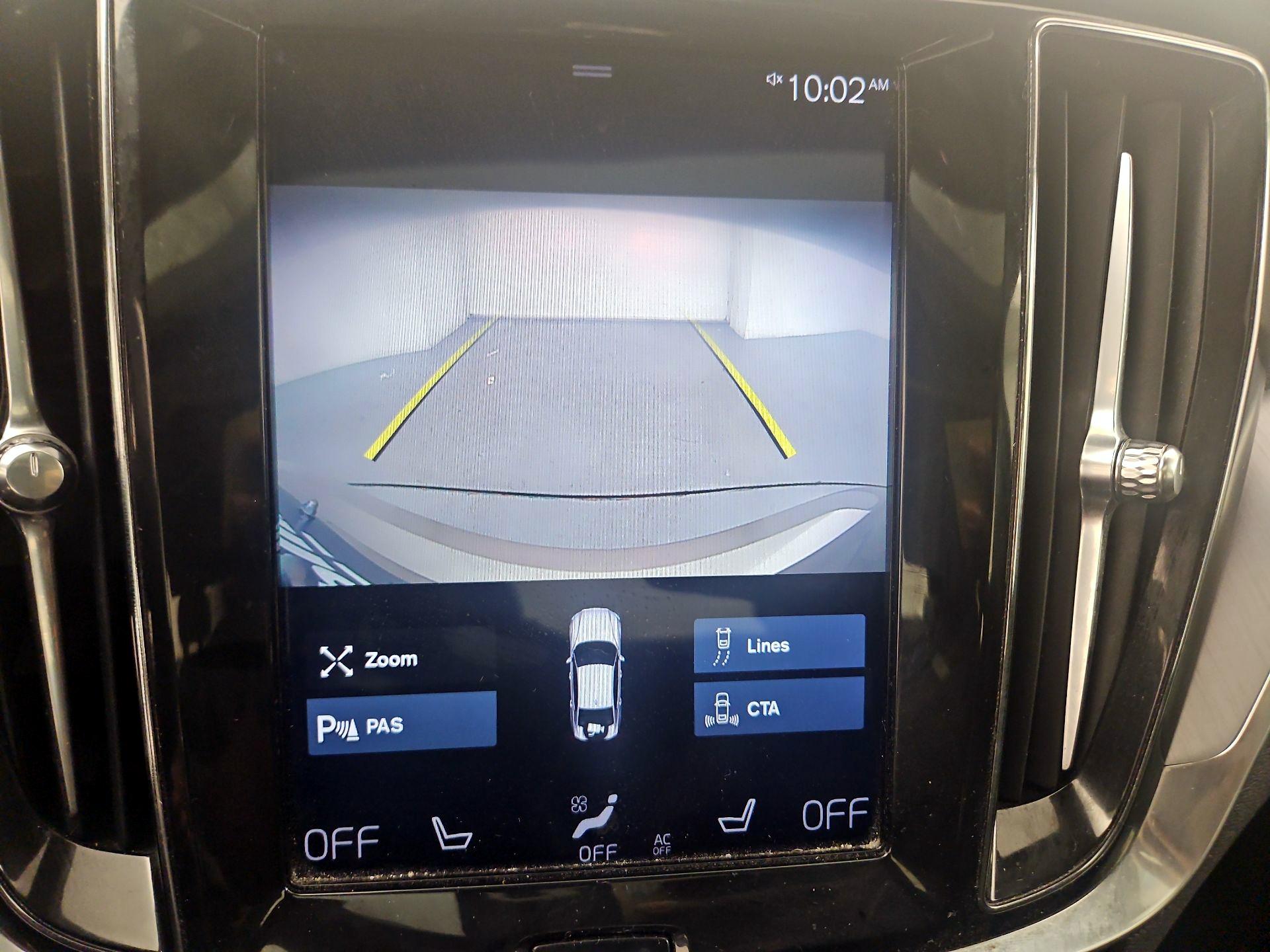 Thumbnail: 2019 Volvo S60 - 14