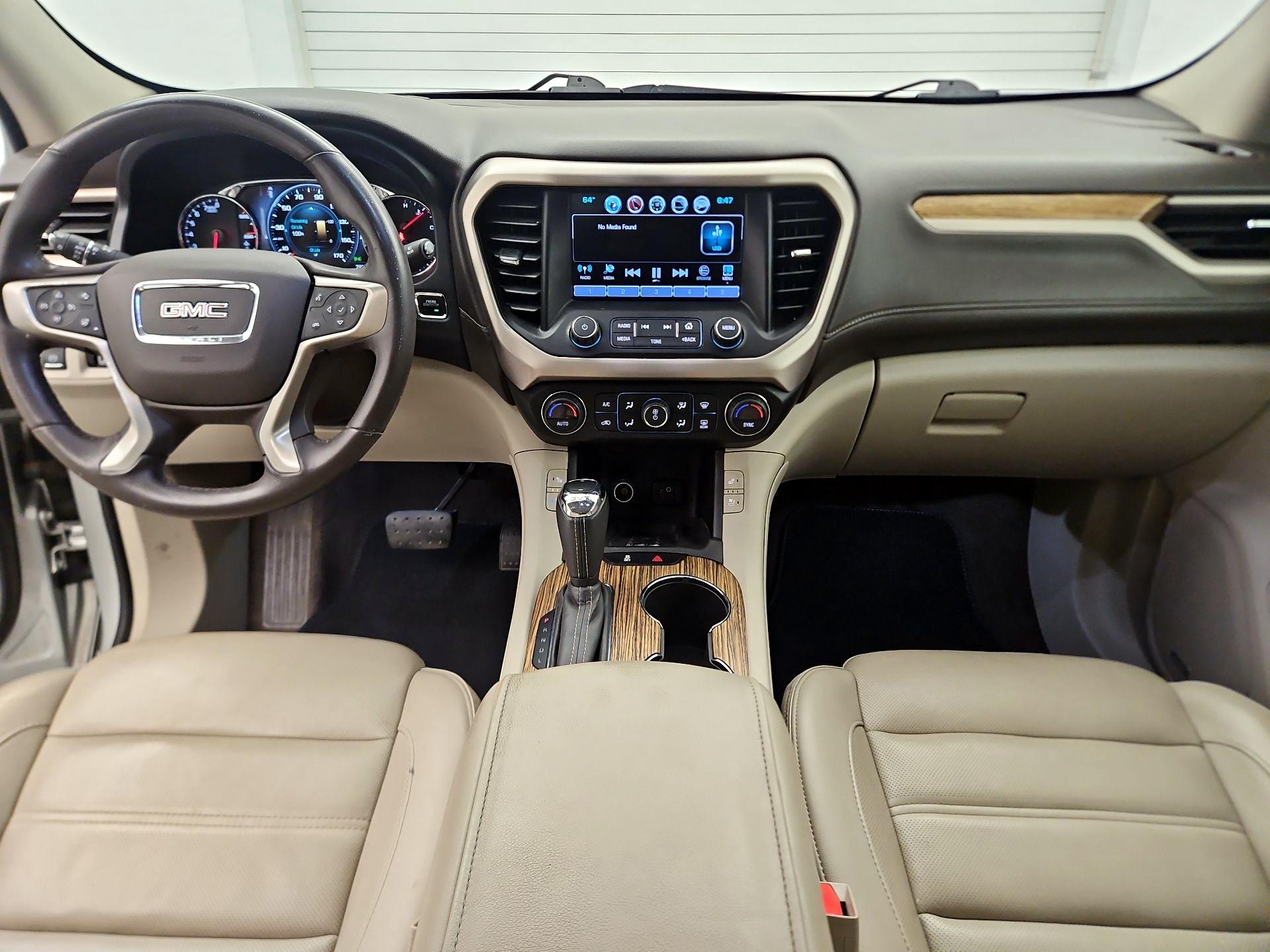 Thumbnail: 2019 GMC Acadia - 9