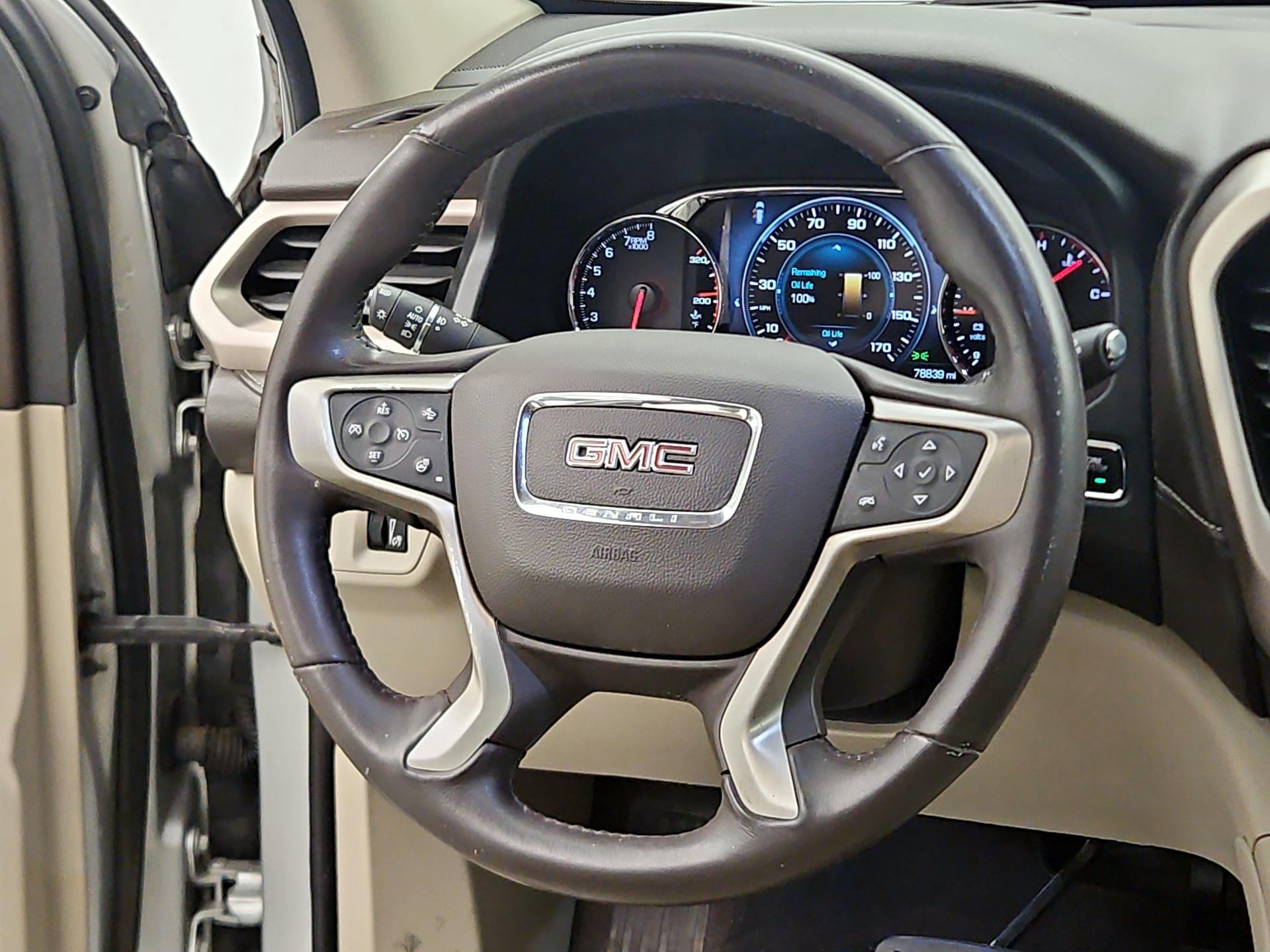 Thumbnail: 2019 GMC Acadia - 10