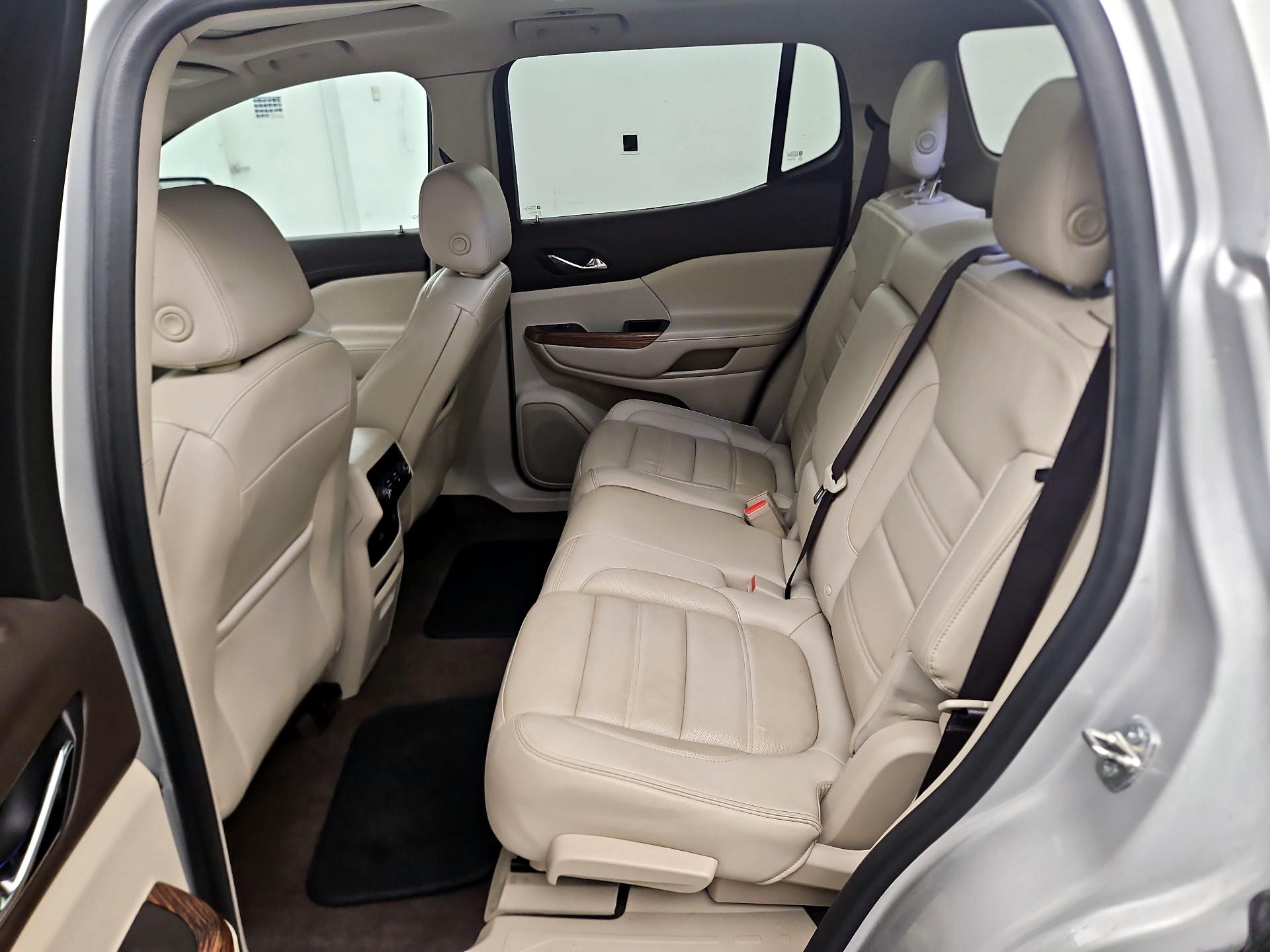 Thumbnail: 2019 GMC Acadia - 16