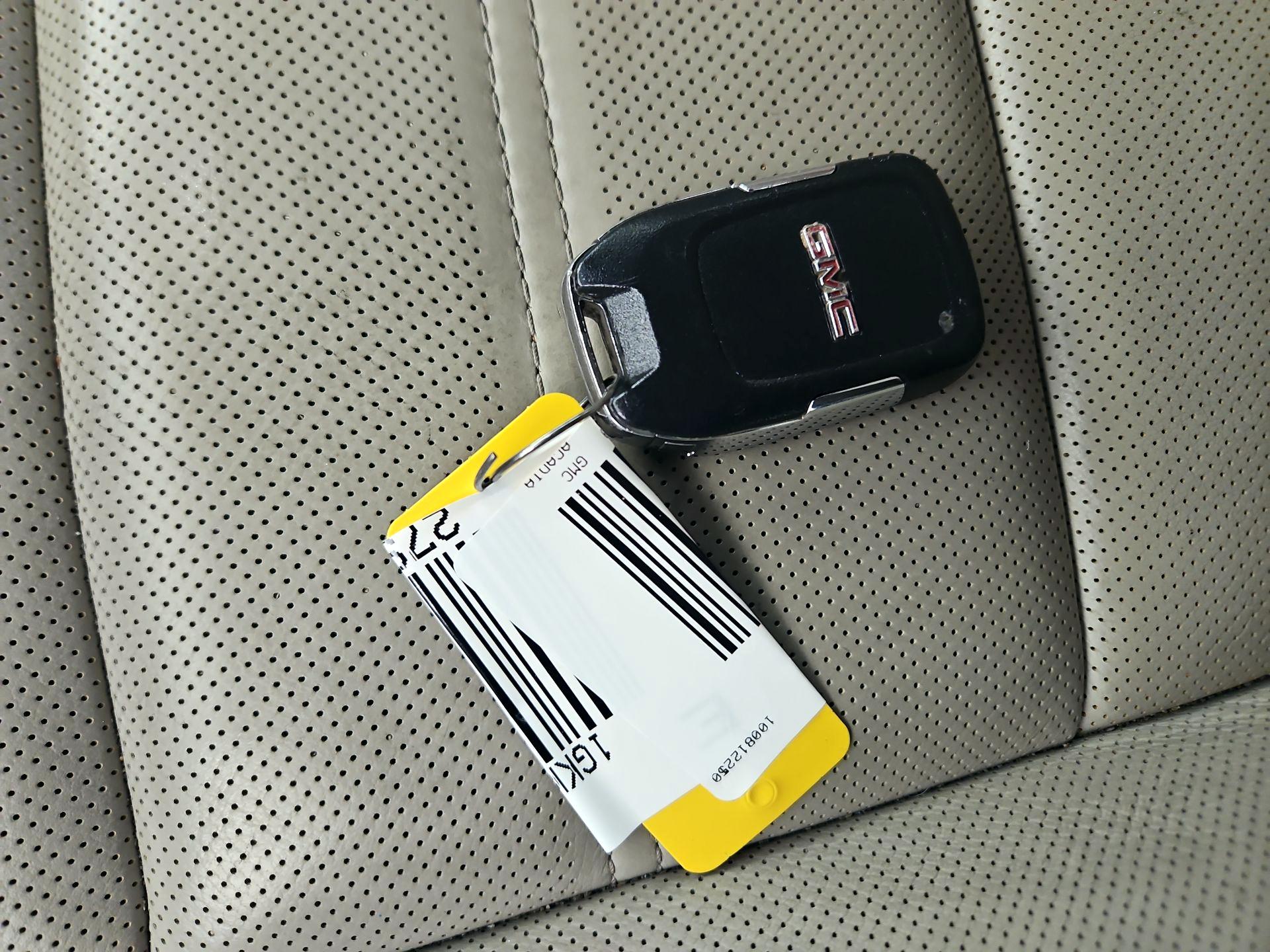 Thumbnail: 2019 GMC Acadia - 19