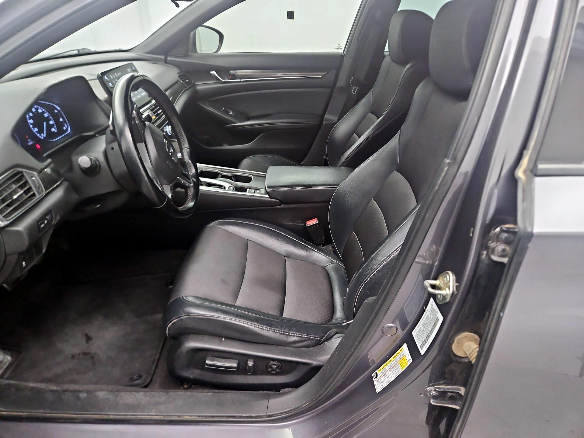 Thumbnail: 2018 Honda Accord - 9