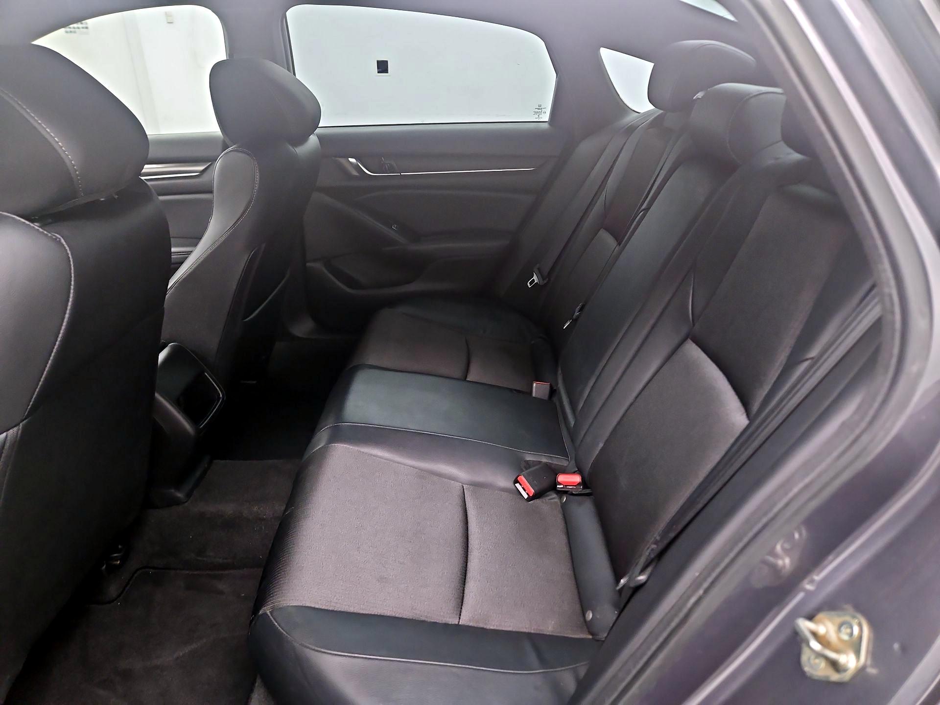 Thumbnail: 2018 Honda Accord - 17