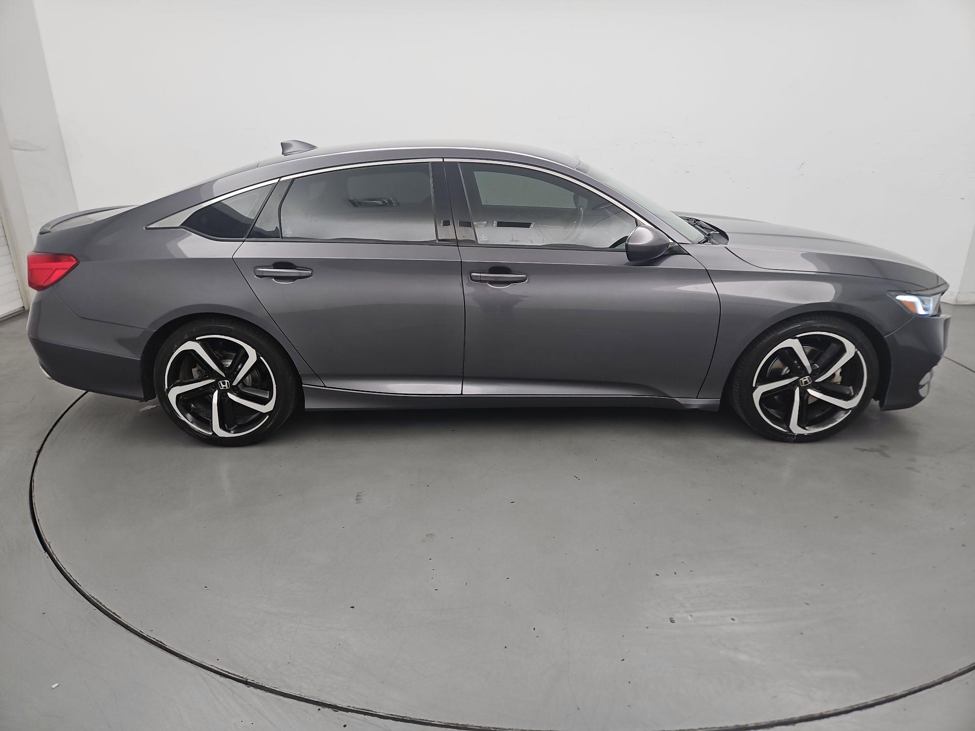 Thumbnail: 2018 Honda Accord - 4