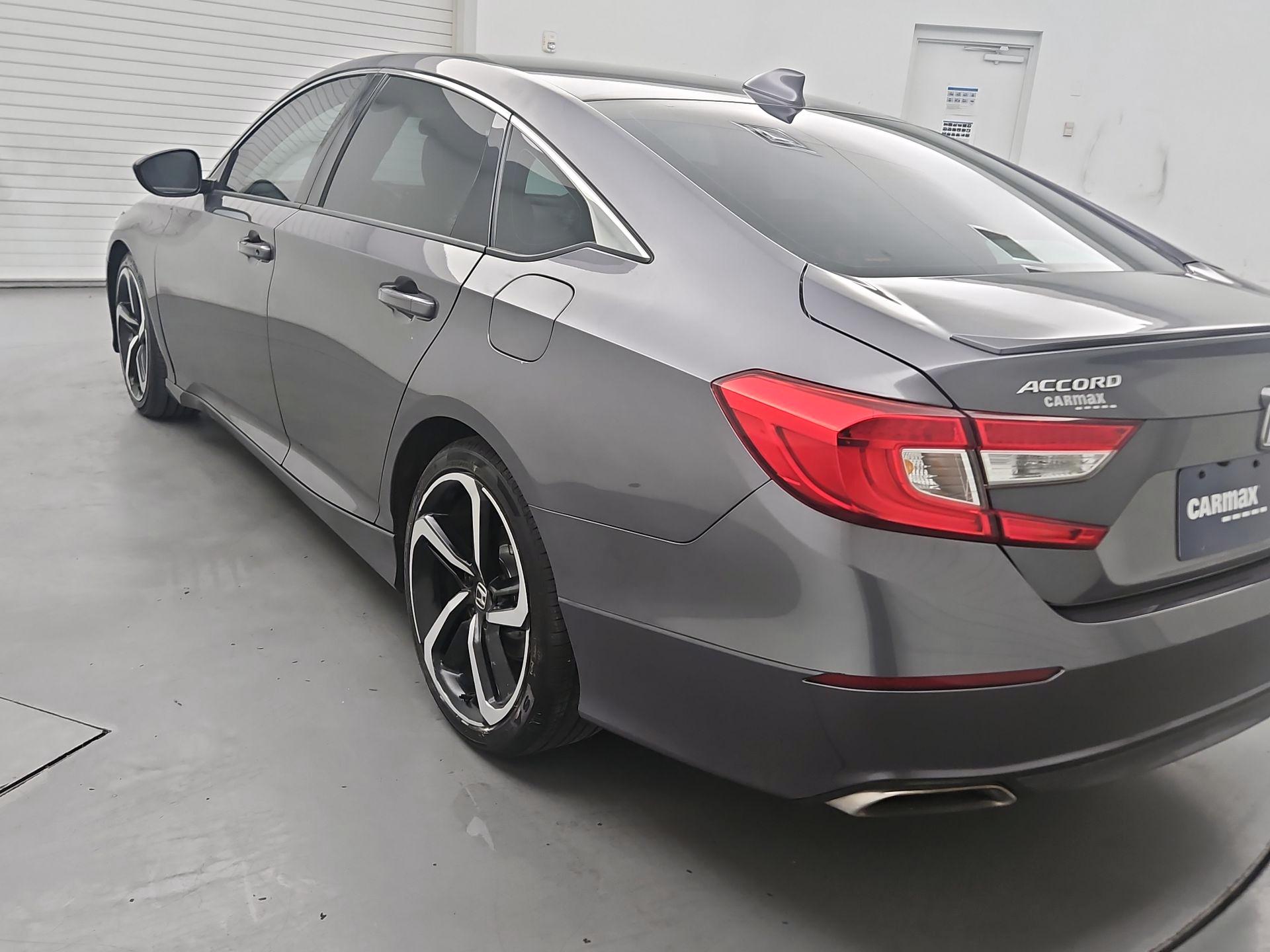 Thumbnail: 2018 Honda Accord - 7