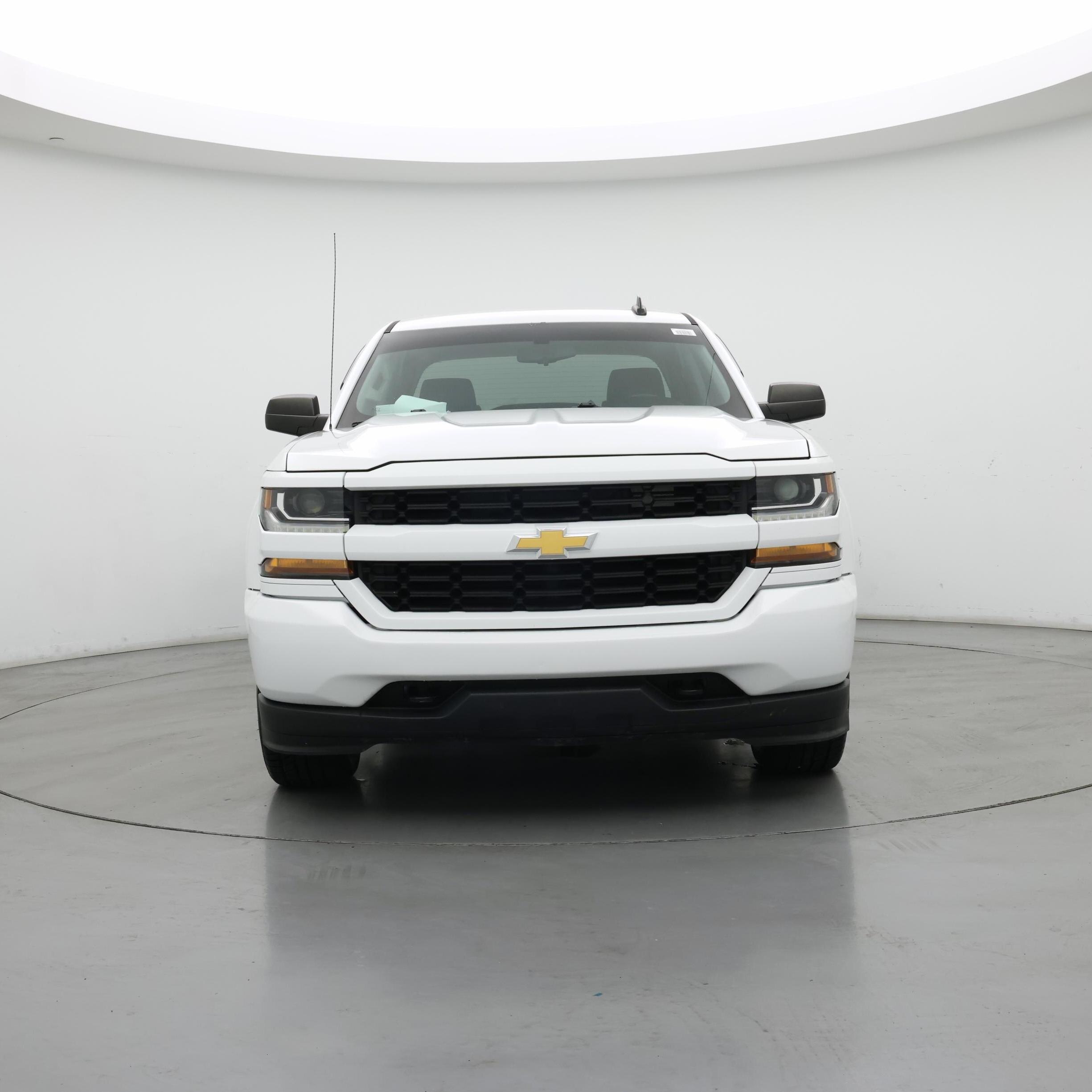 Thumbnail: 2018 Chevrolet Silverado 1500 - 5