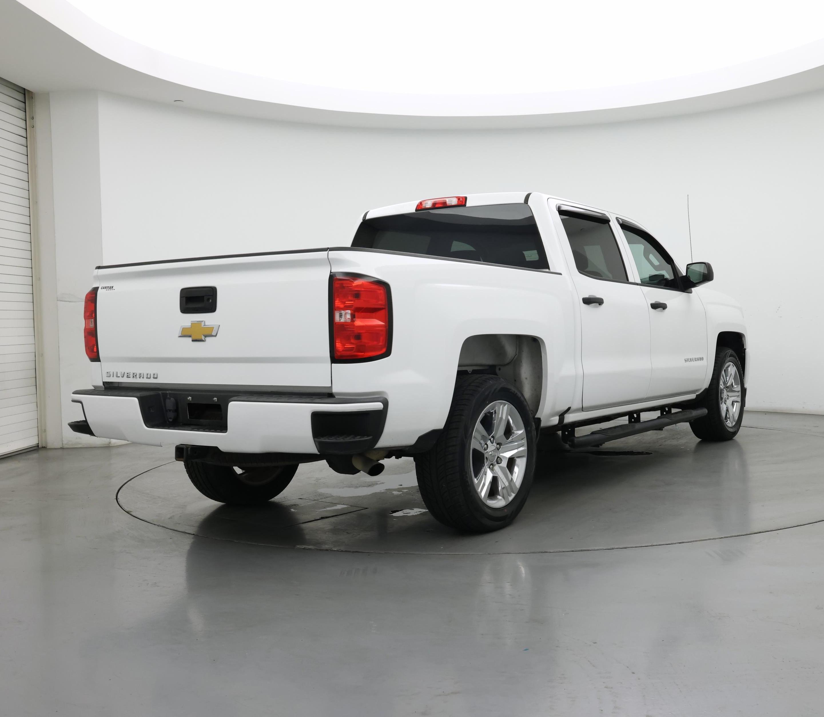 Thumbnail: 2018 Chevrolet Silverado 1500 - 8