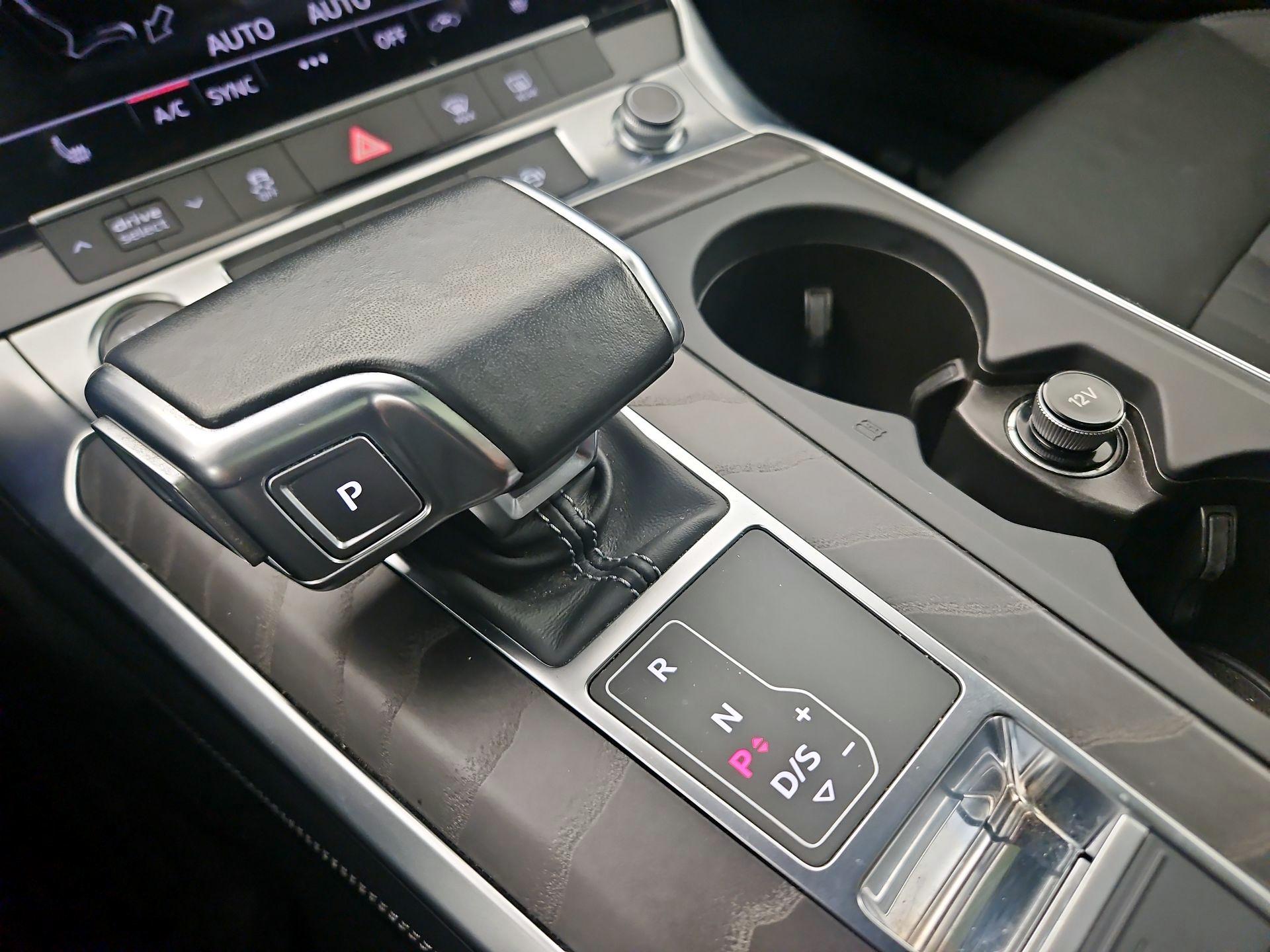 Thumbnail: 2021 Audi A6 - 16