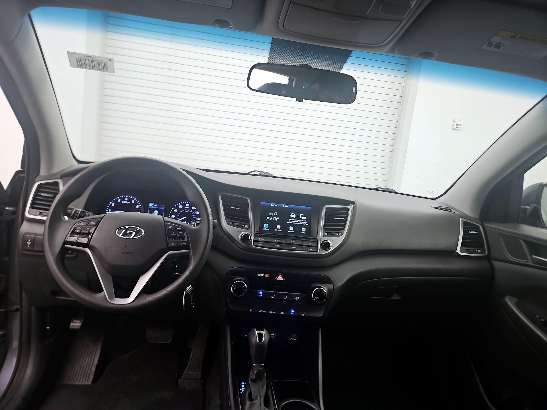 Thumbnail: 2018 Hyundai Tucson - 9