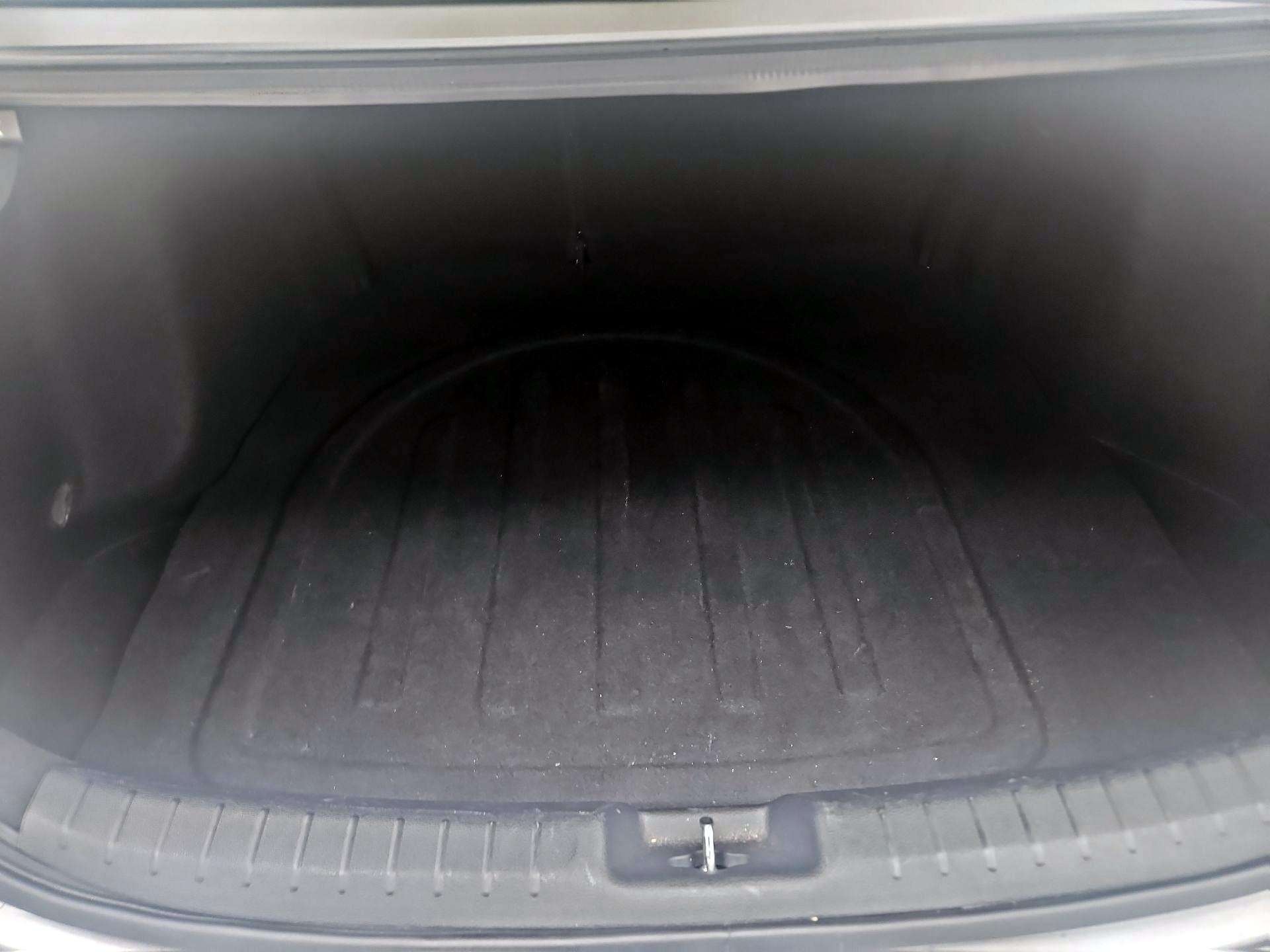 Thumbnail: 2022 Kia Forte - 18