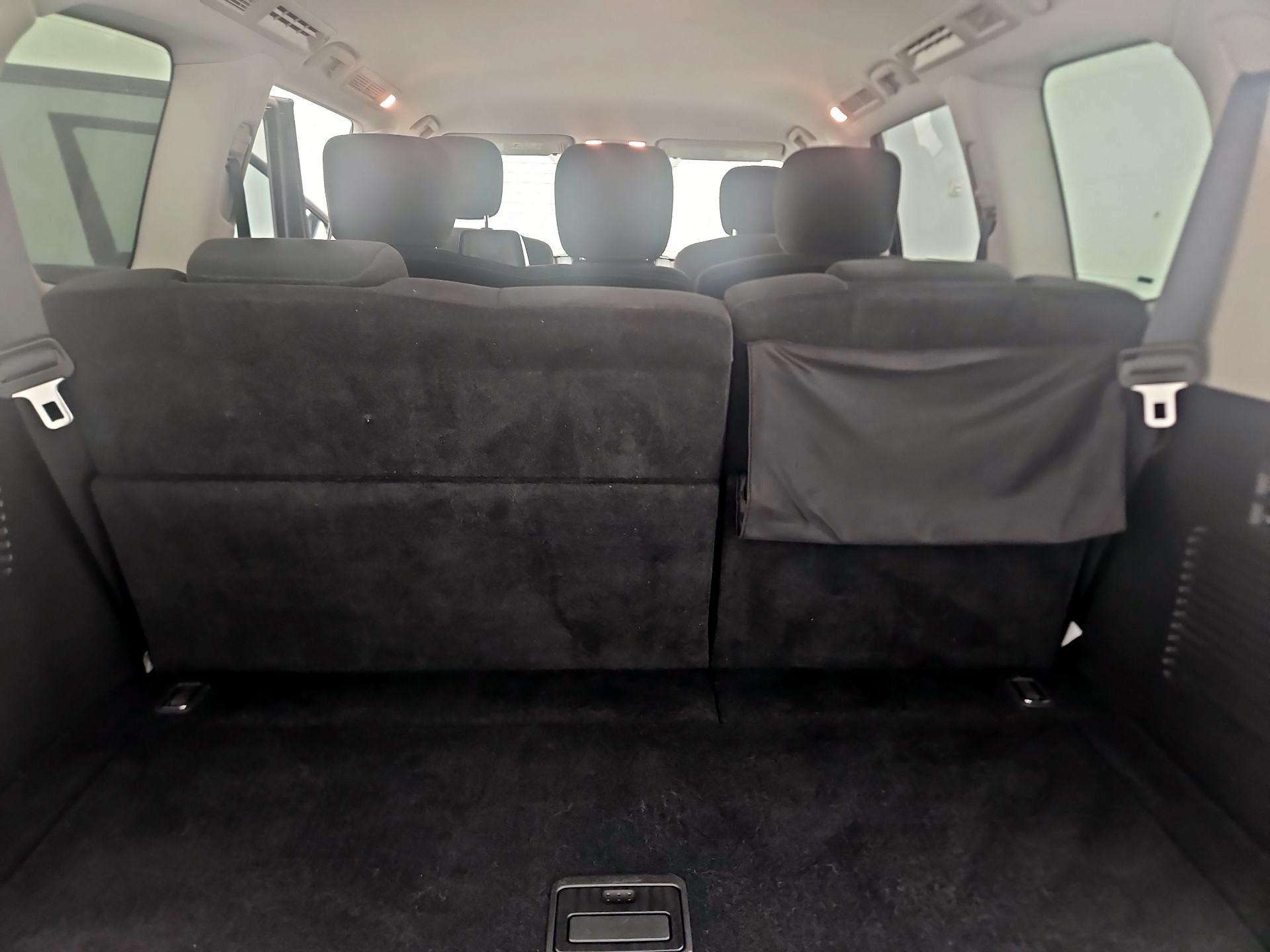 Thumbnail: 2017 Nissan Armada - 19