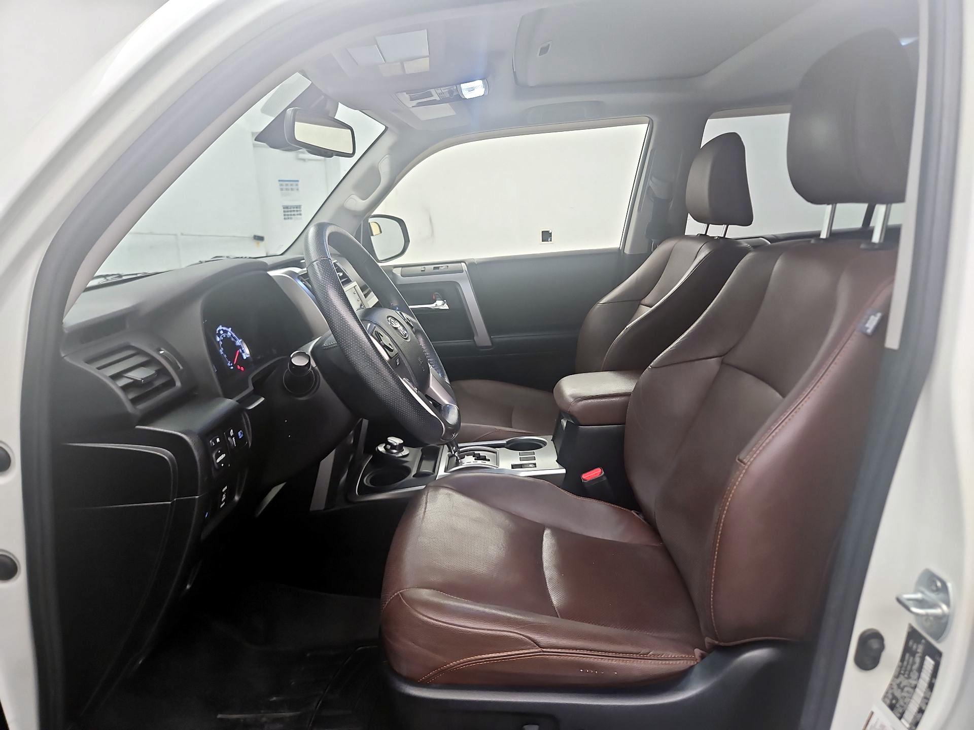 Thumbnail: 2020 Toyota 4Runner - 11