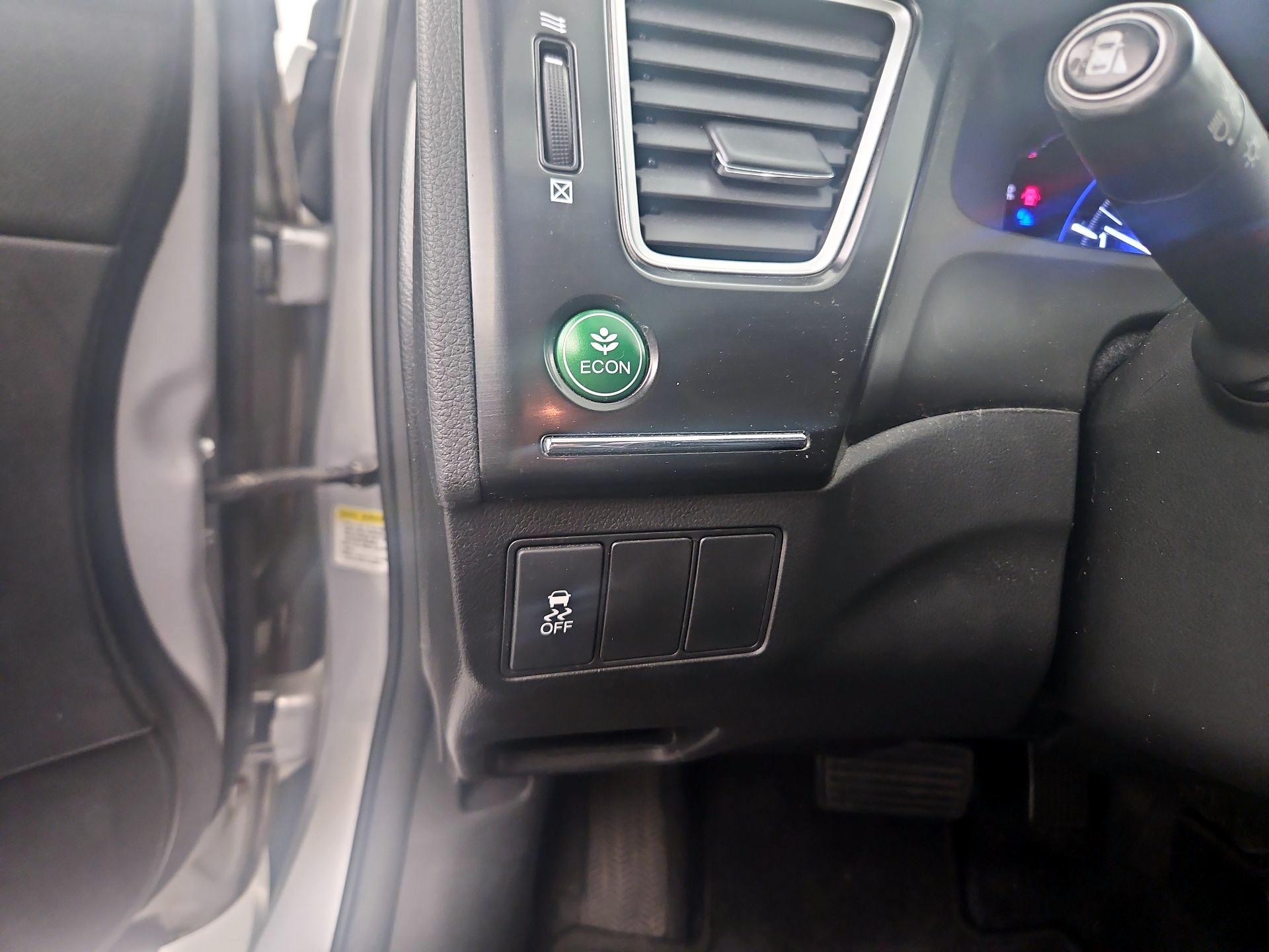 Thumbnail: 2015 Honda Civic - 13