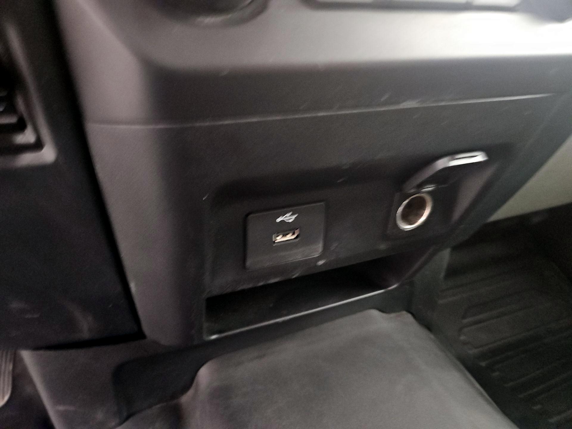 Thumbnail: 2019 Ford F-150 - 17