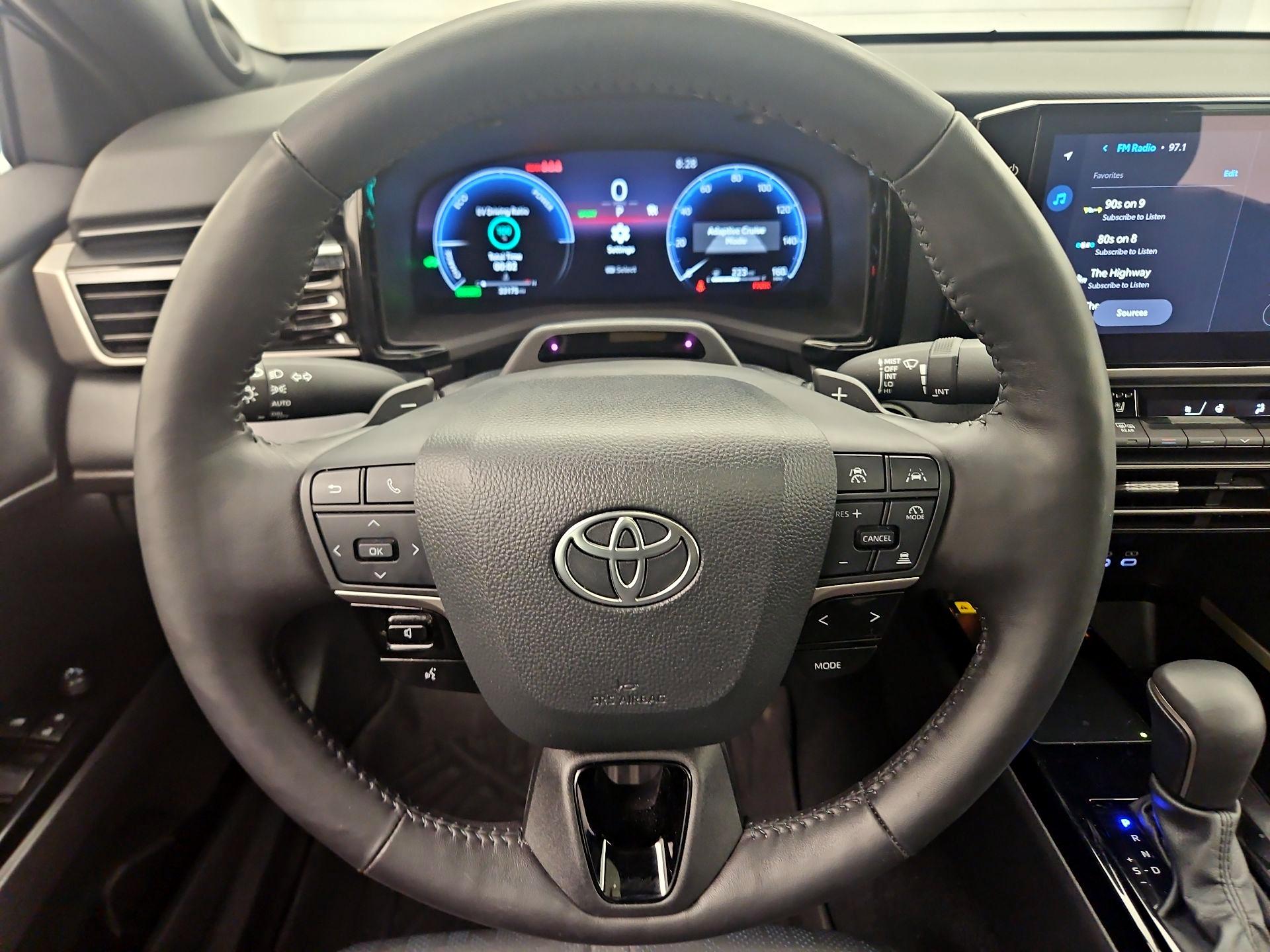 Thumbnail: 2025 Toyota Camry - 10