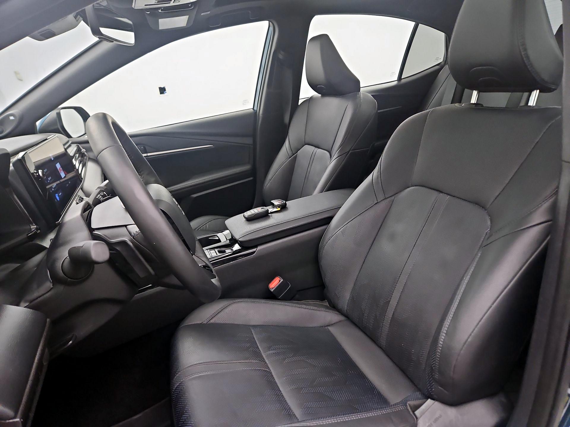 Thumbnail: 2025 Toyota Camry - 11