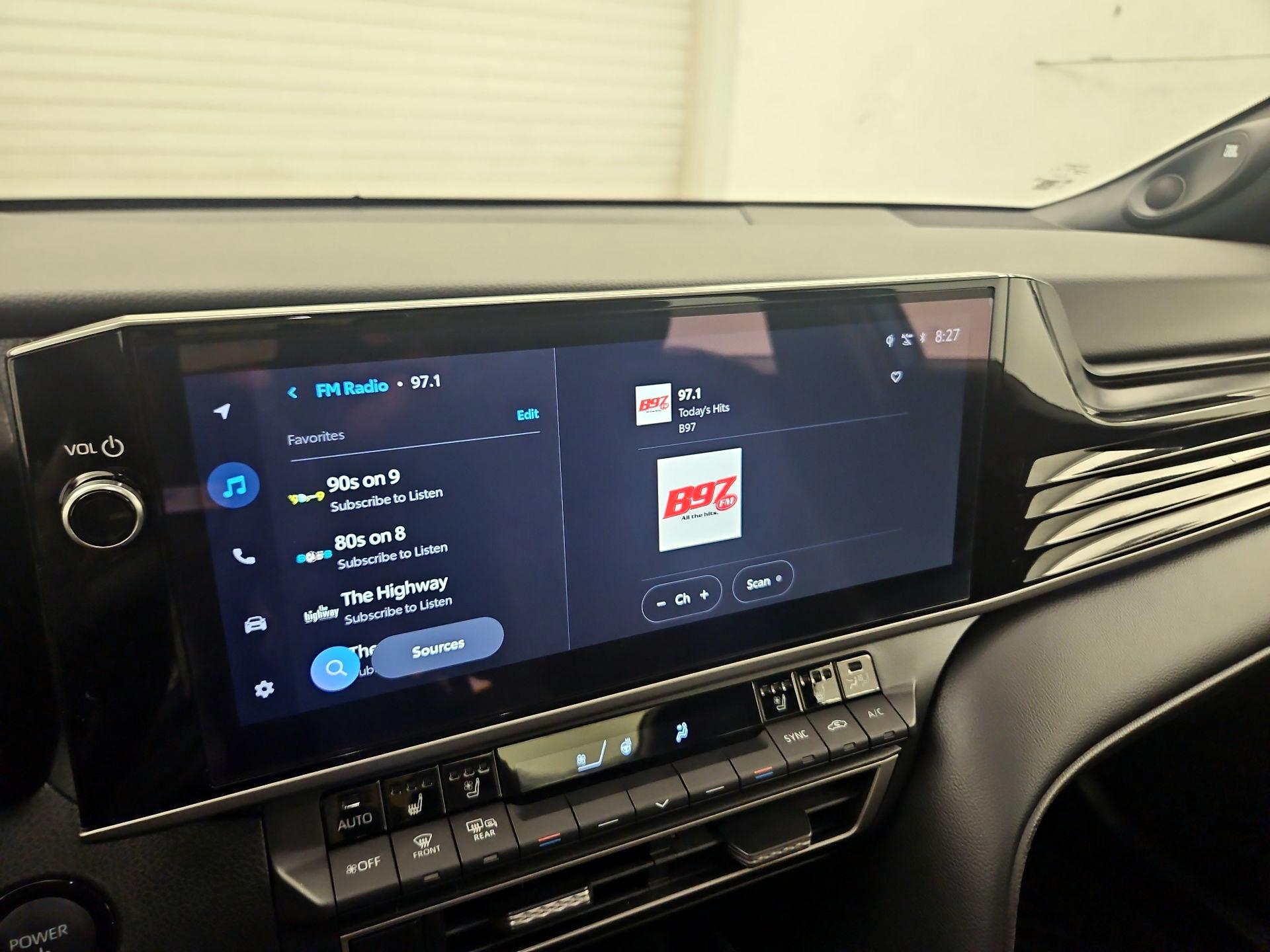 Thumbnail: 2025 Toyota Camry - 15