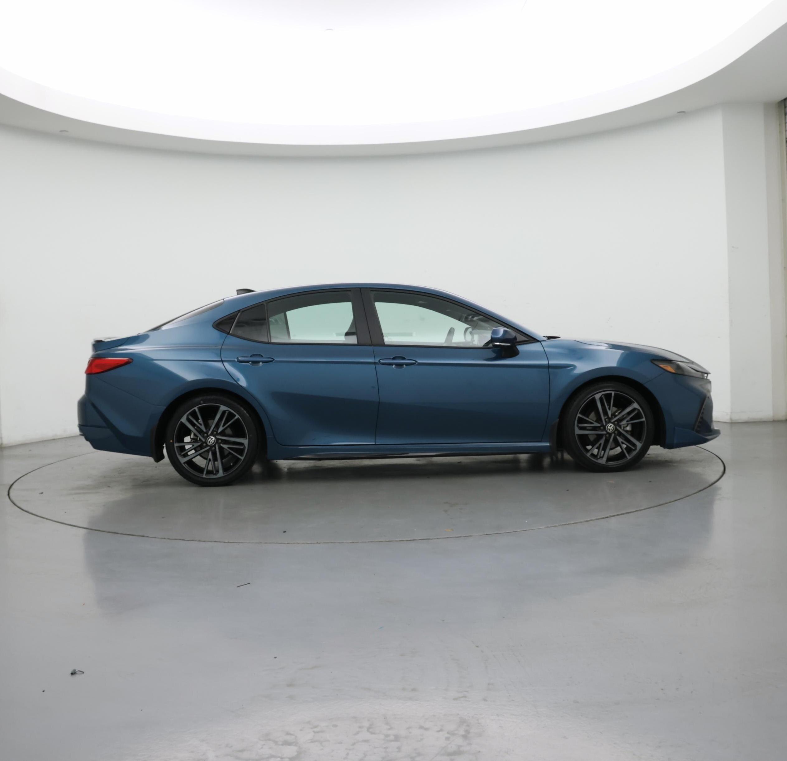 Thumbnail: 2025 Toyota Camry - 7