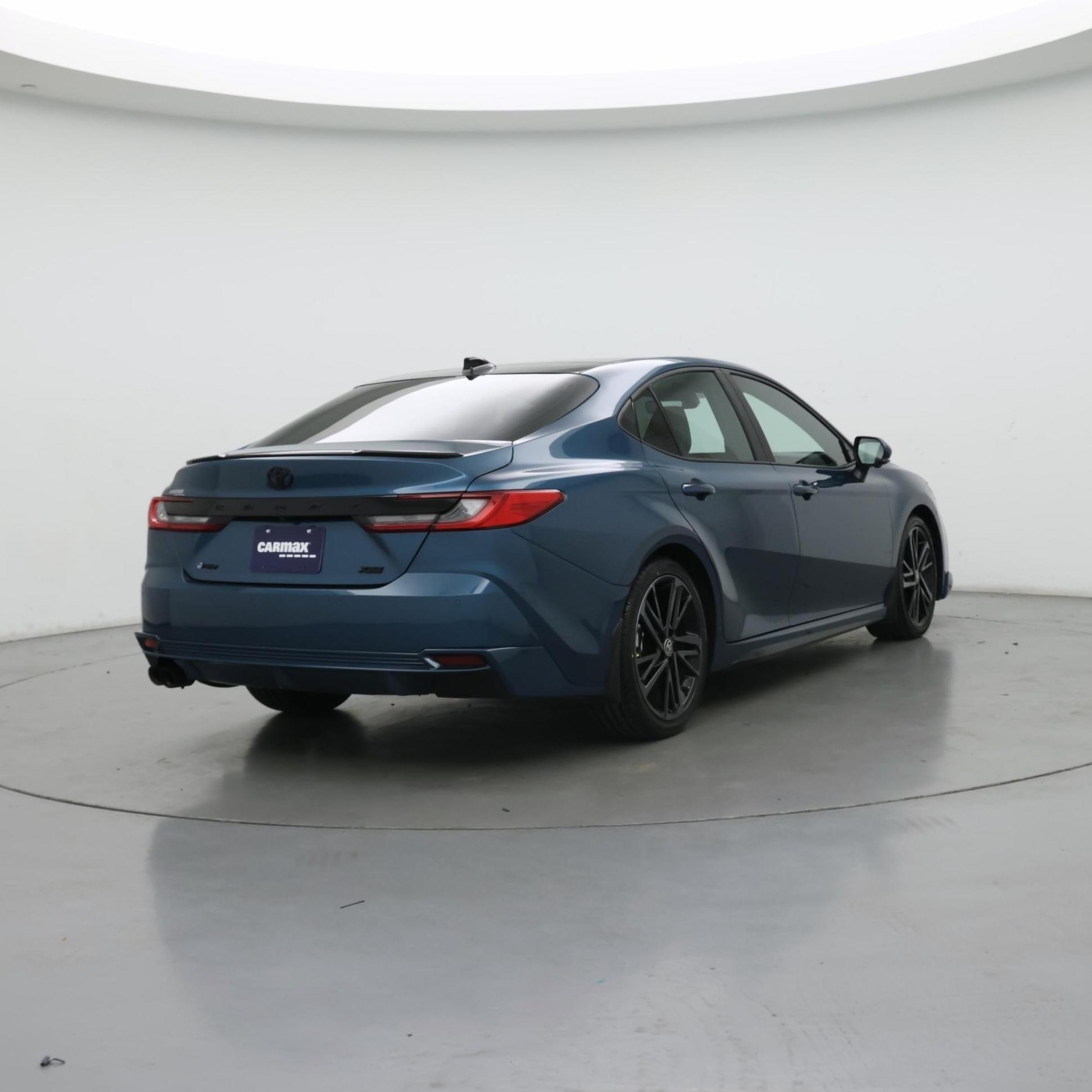 Thumbnail: 2025 Toyota Camry - 8