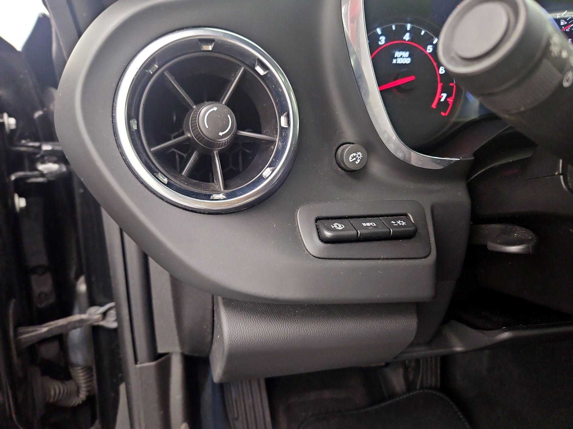 Thumbnail: 2022 Chevrolet Camaro - 13