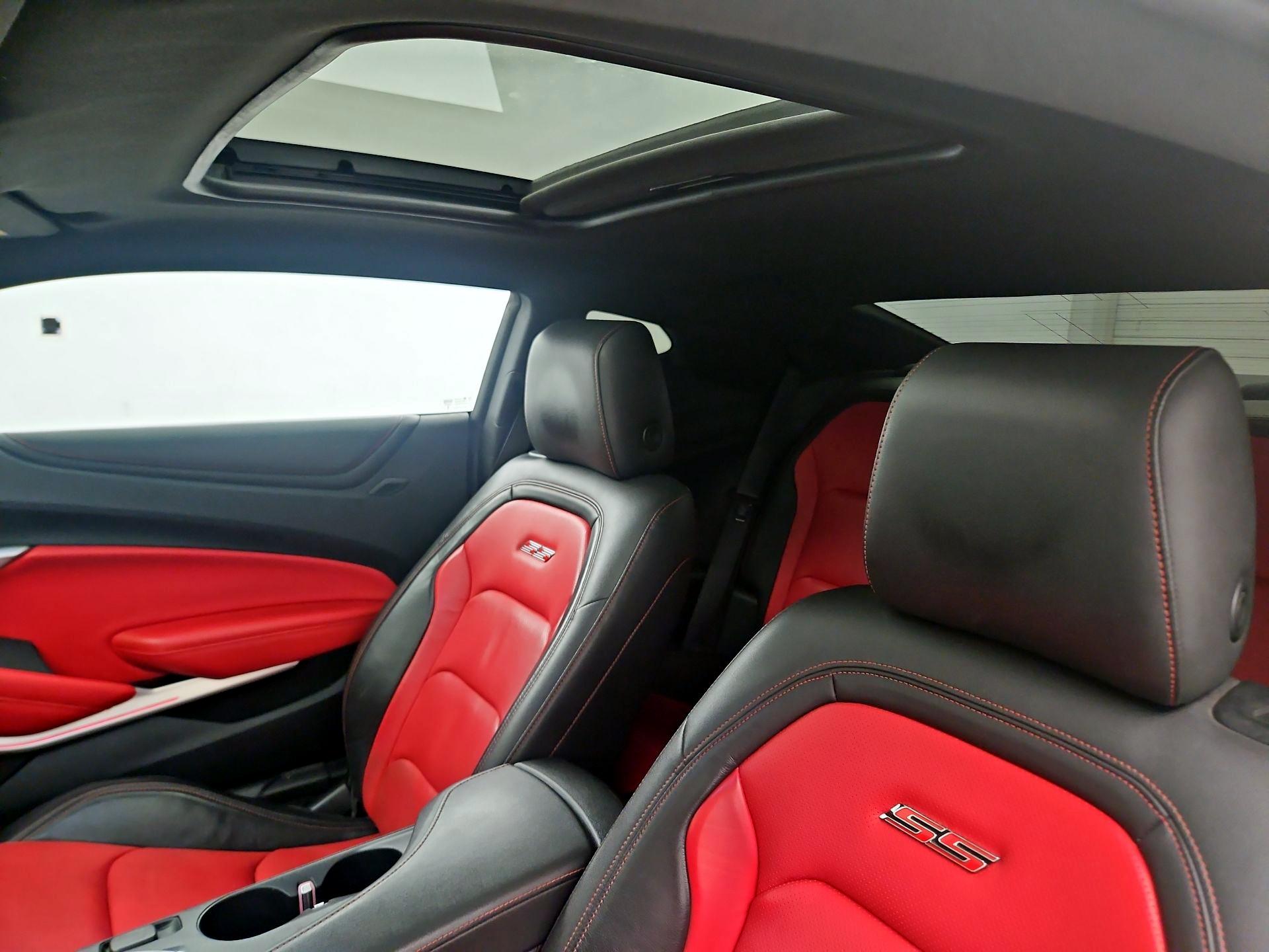 Thumbnail: 2022 Chevrolet Camaro - 18