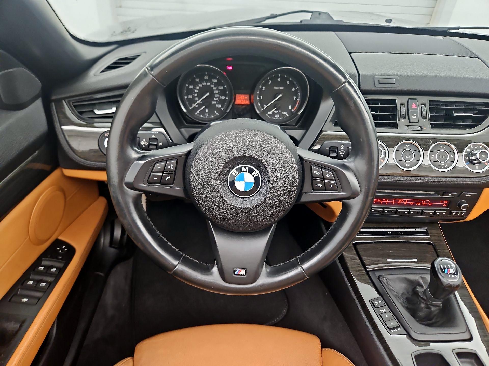Thumbnail: 2014 BMW Z4 - 10