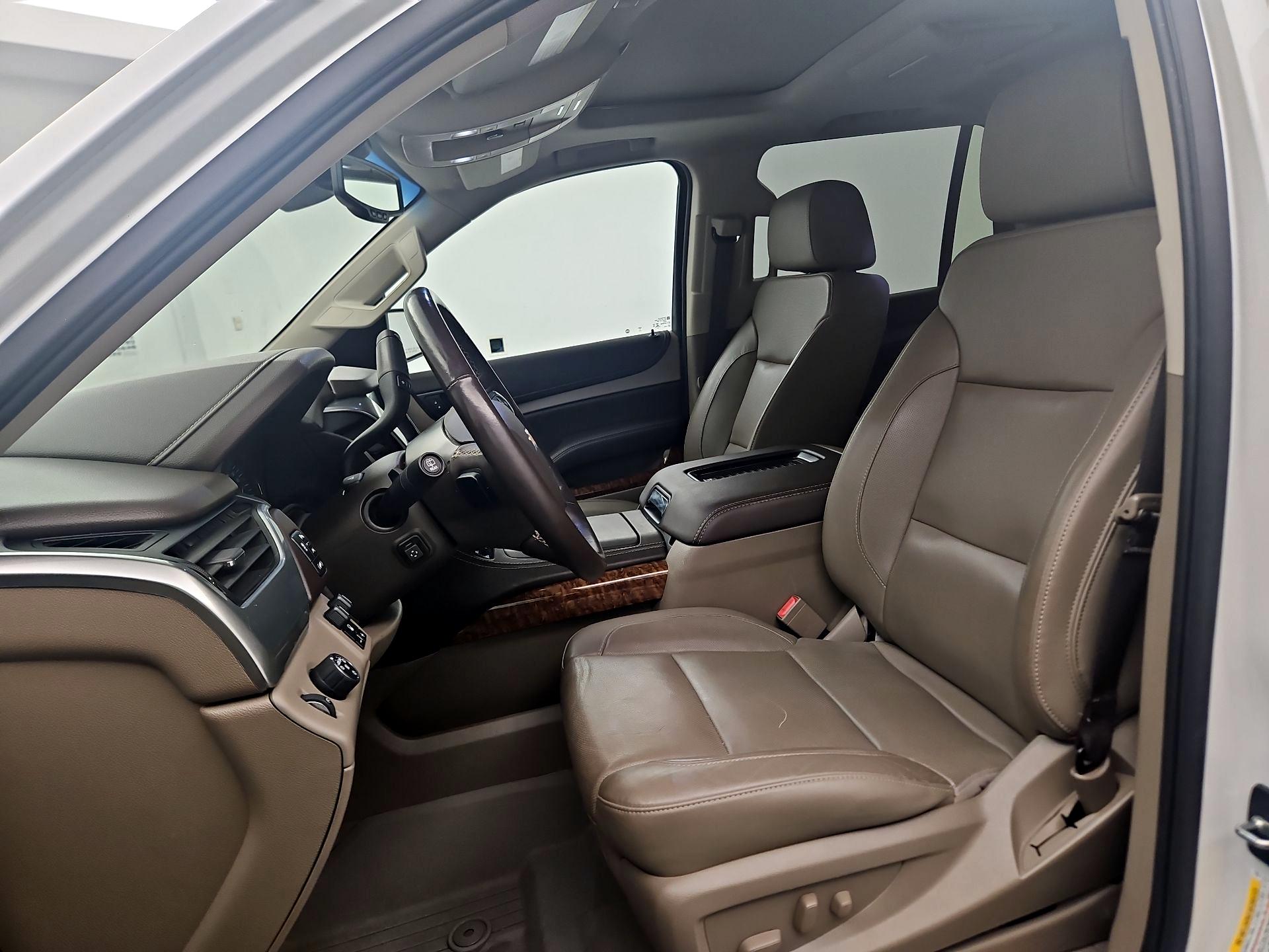 Thumbnail: 2020 Chevrolet Tahoe - 11