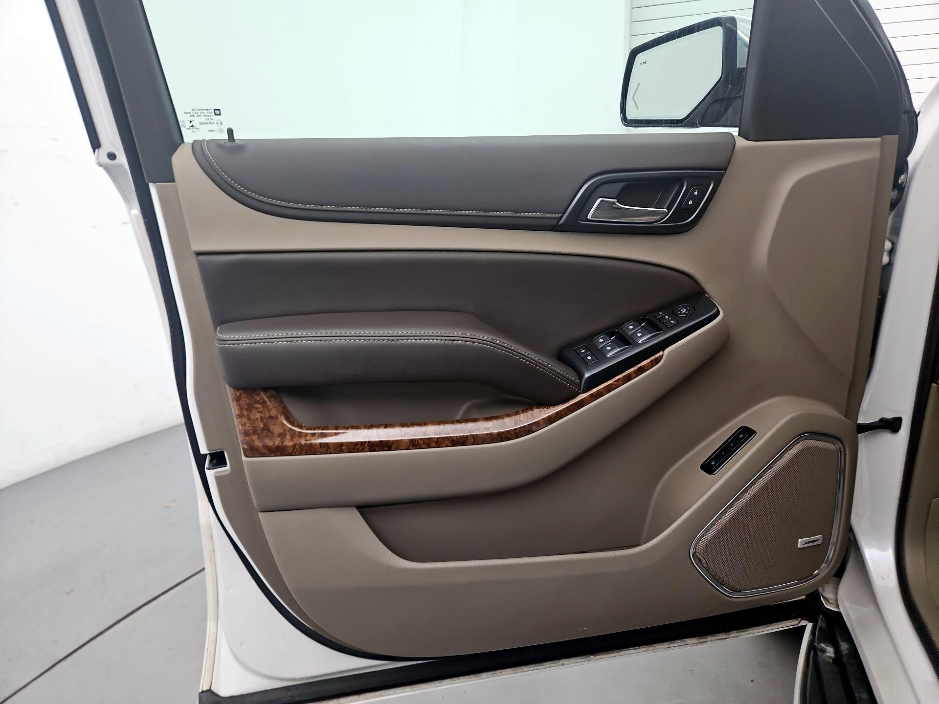 Thumbnail: 2020 Chevrolet Tahoe - 12