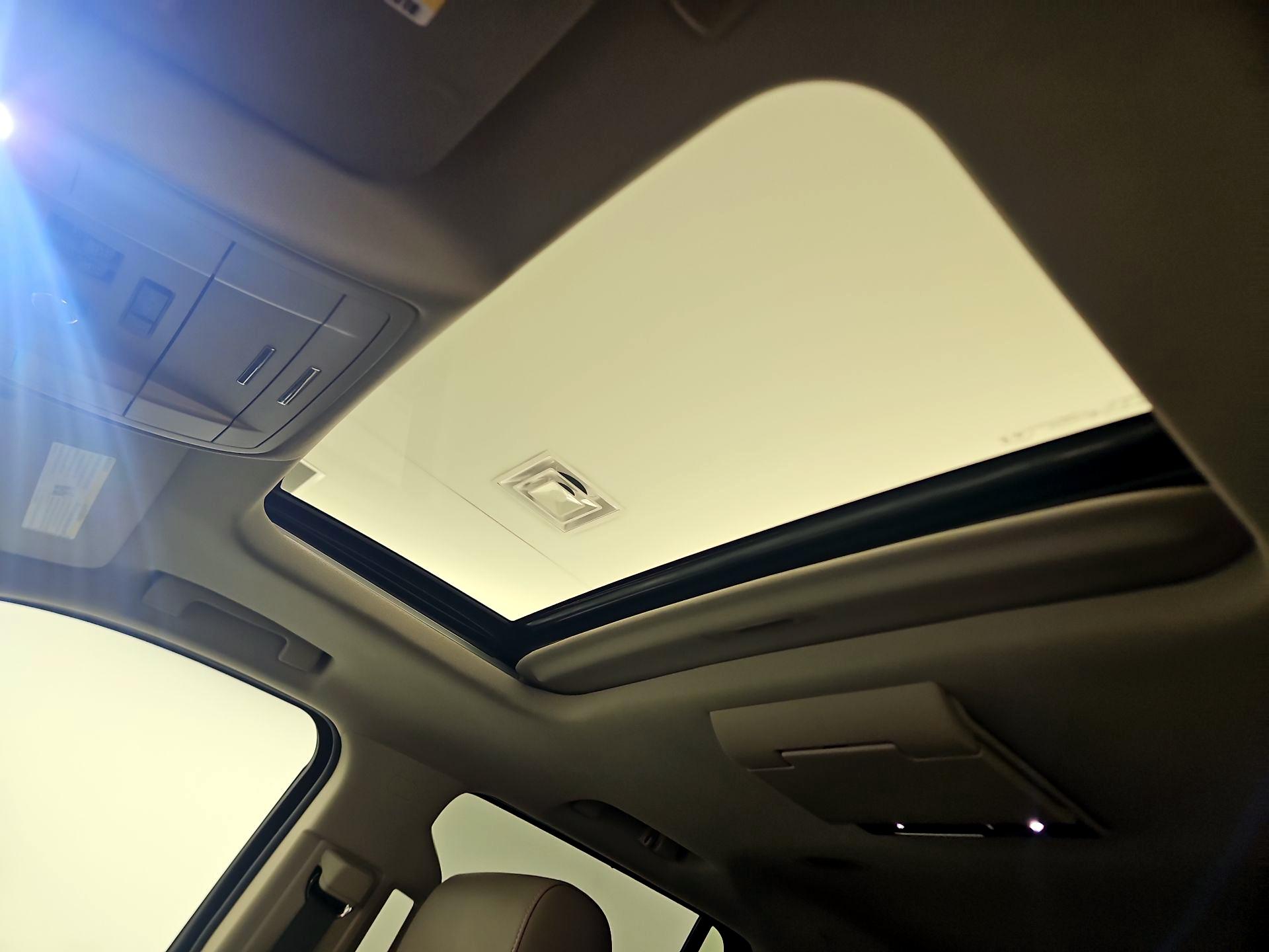 Thumbnail: 2020 Chevrolet Tahoe - 18