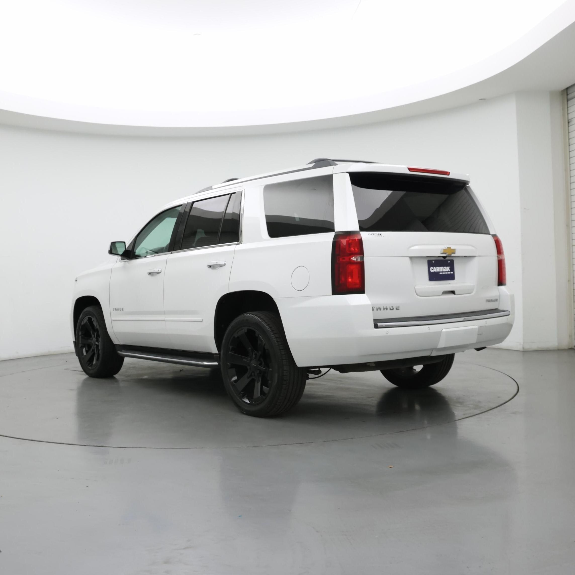 Thumbnail: 2020 Chevrolet Tahoe - 2