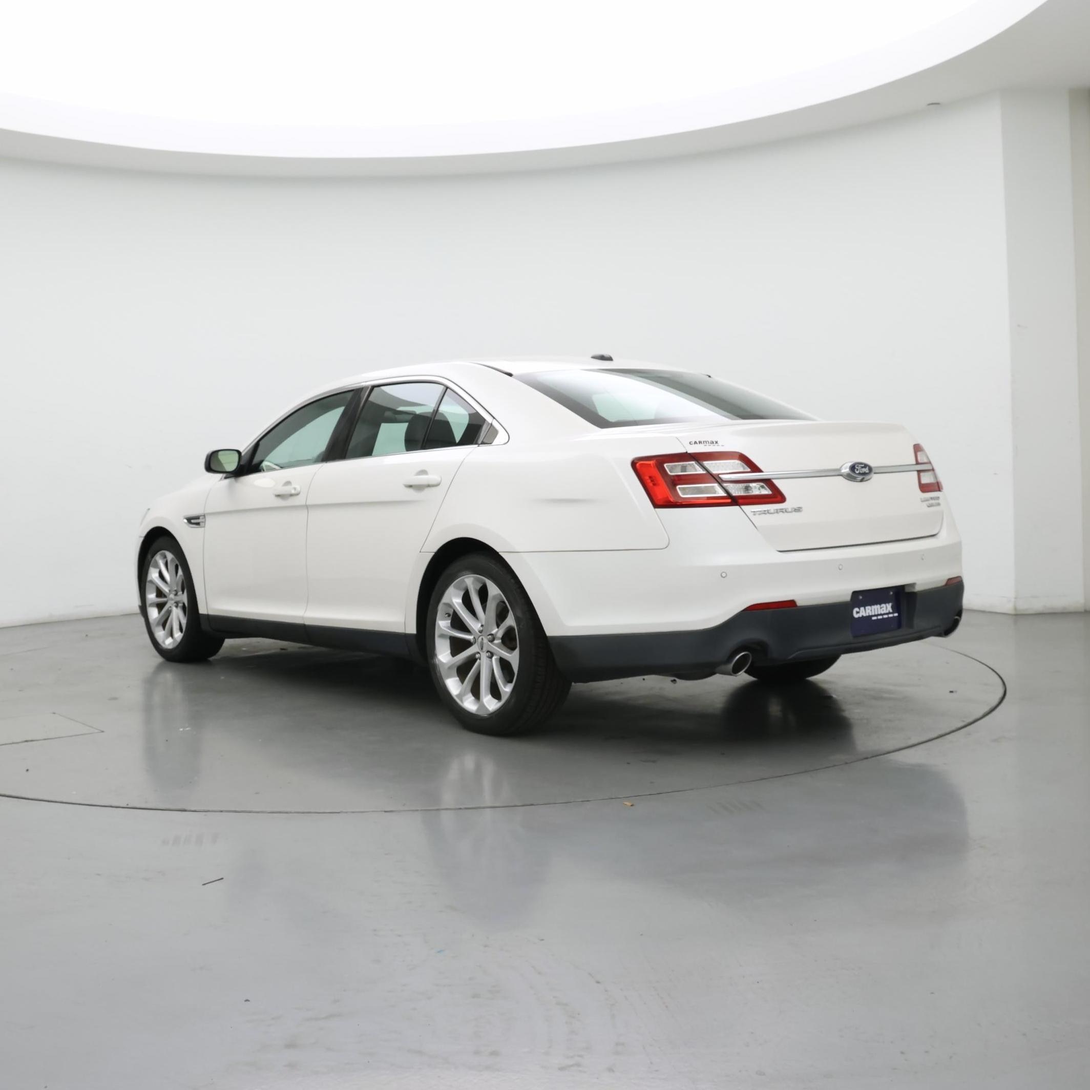 Thumbnail: 2015 Ford Taurus - 2