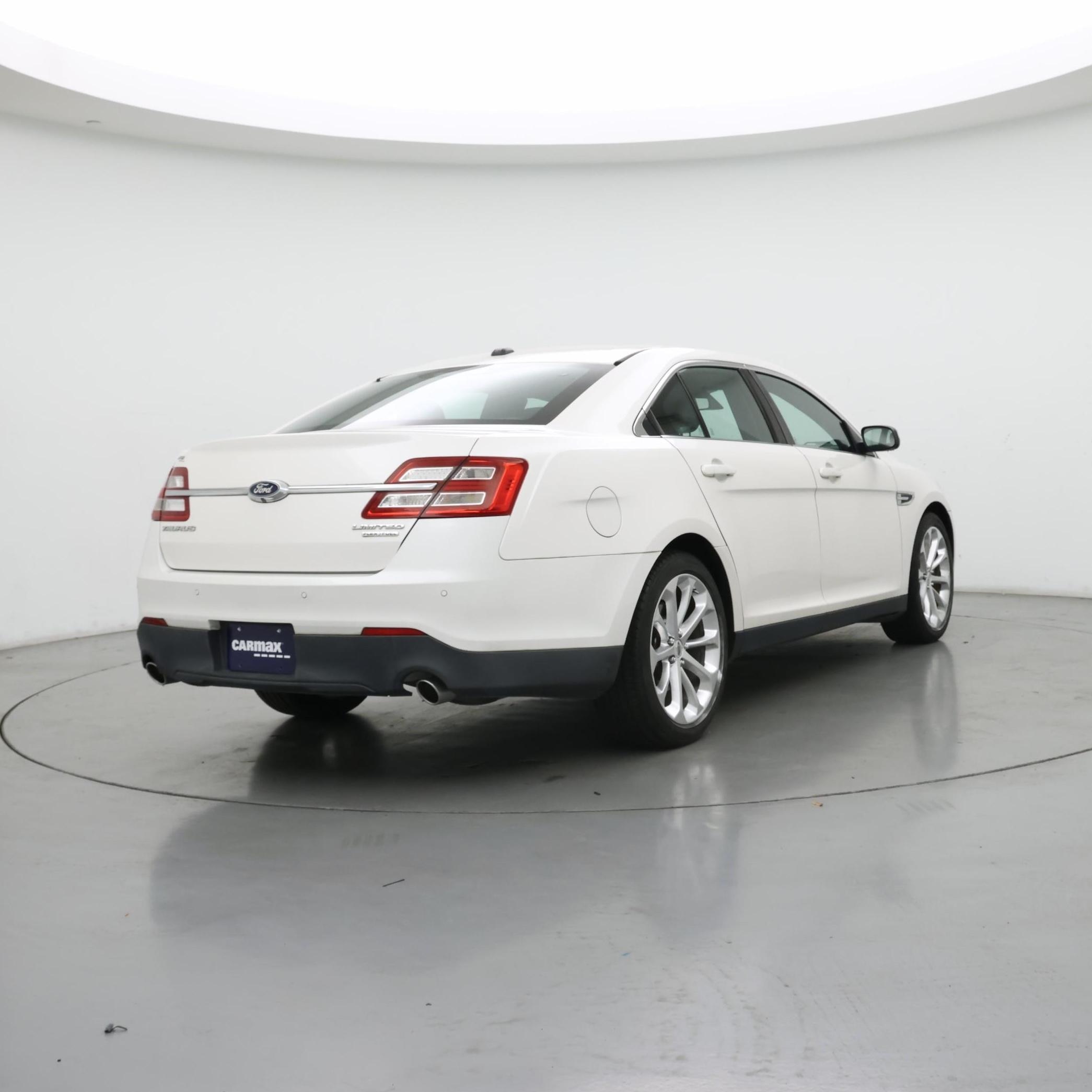 Thumbnail: 2015 Ford Taurus - 8