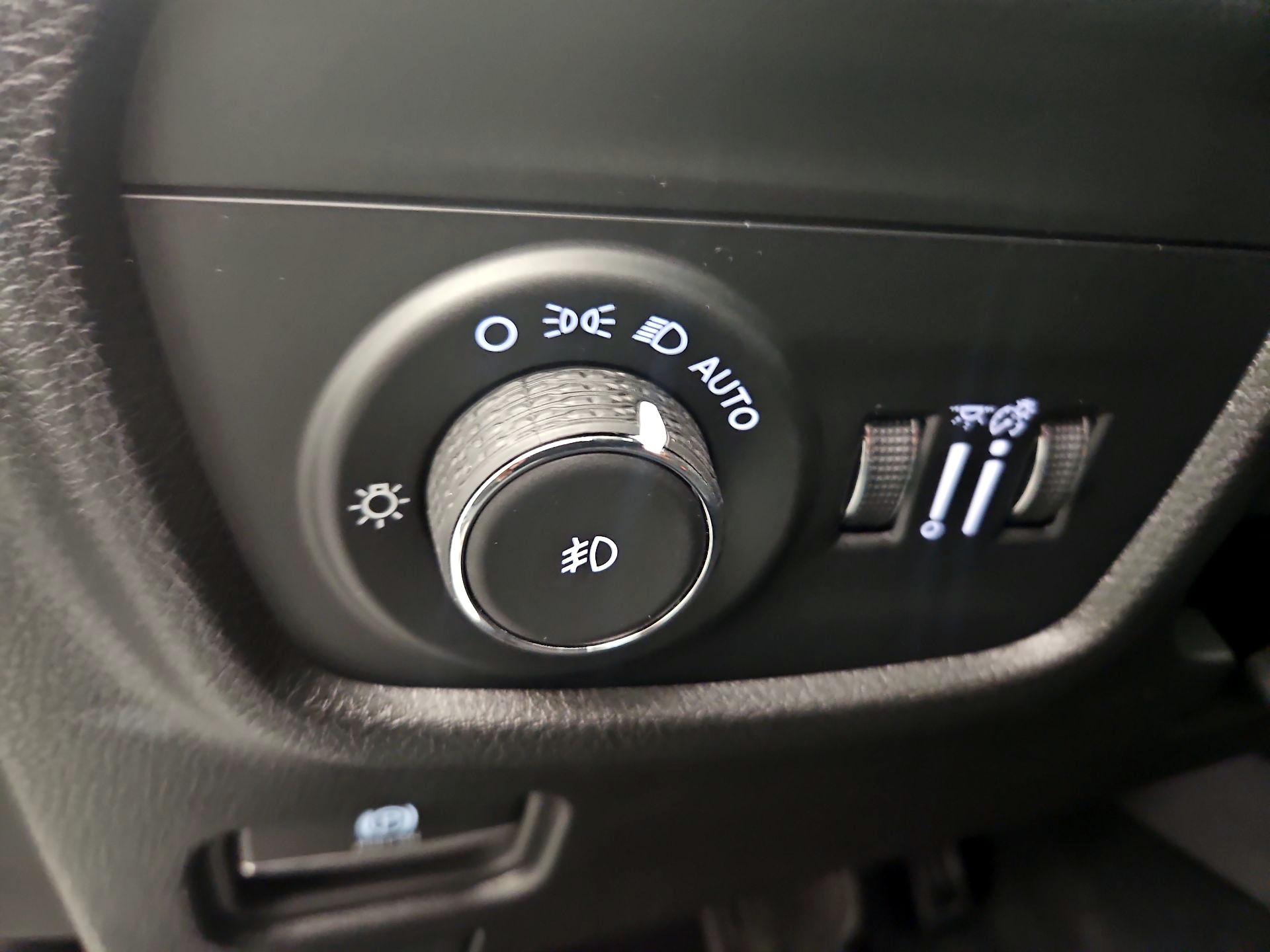 Thumbnail: 2024 Jeep Grand Cherokee - 13